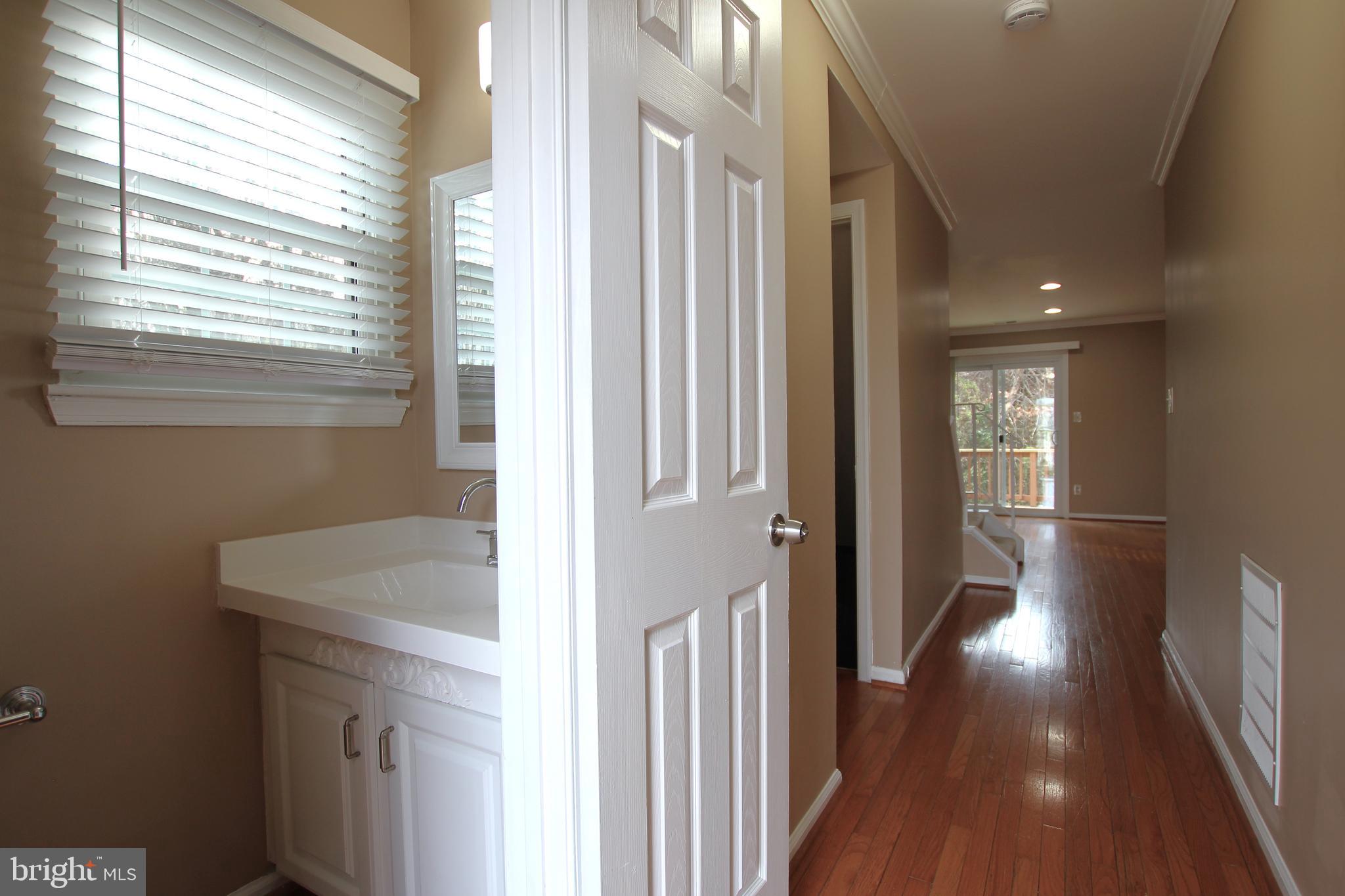 16252 TACONIC CIRCLE