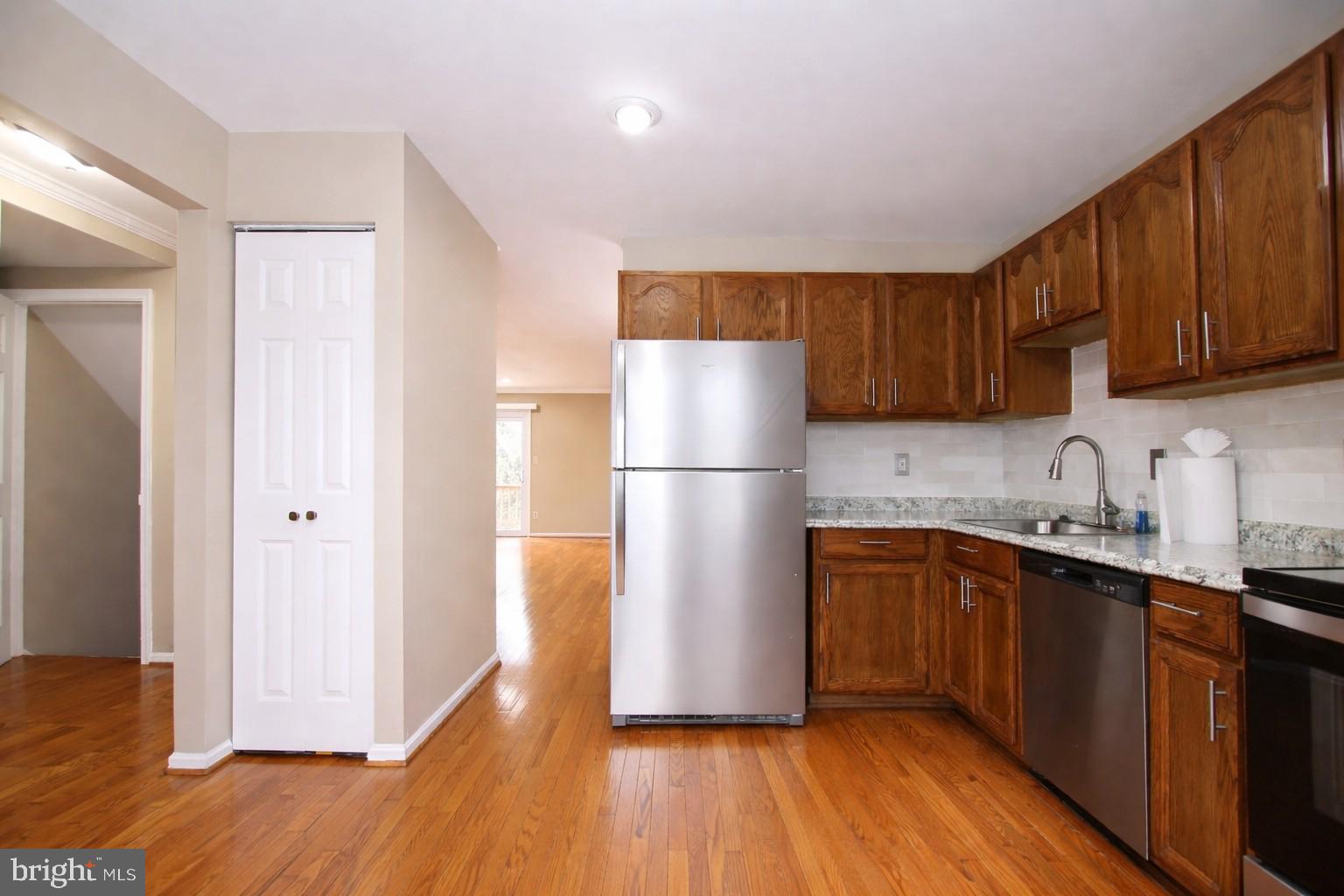 16252 TACONIC CIRCLE