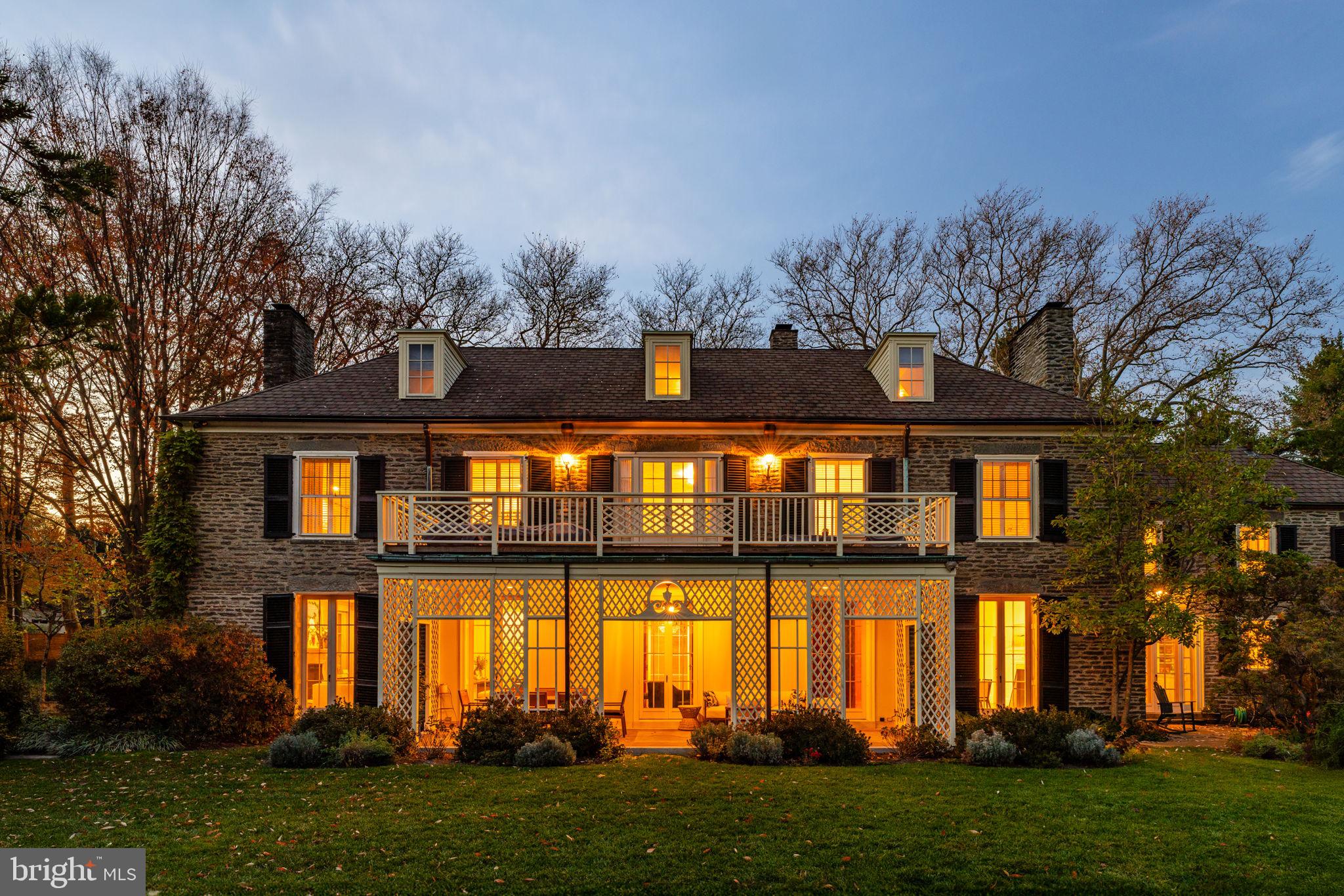CHESTNUT HILL - Residential