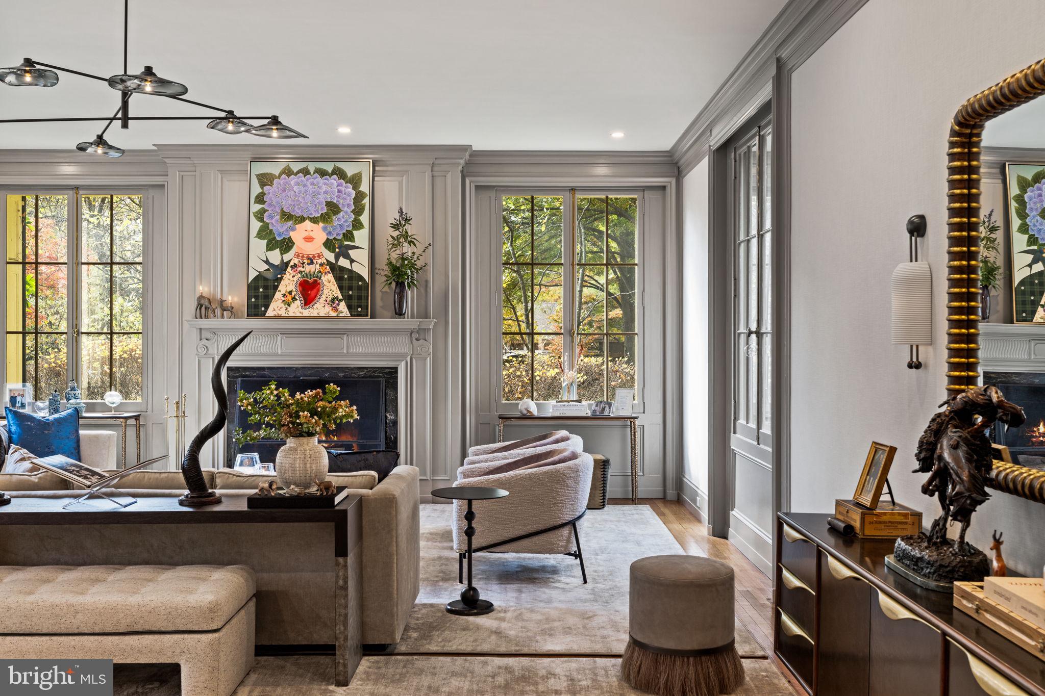 CHESTNUT HILL - Residential