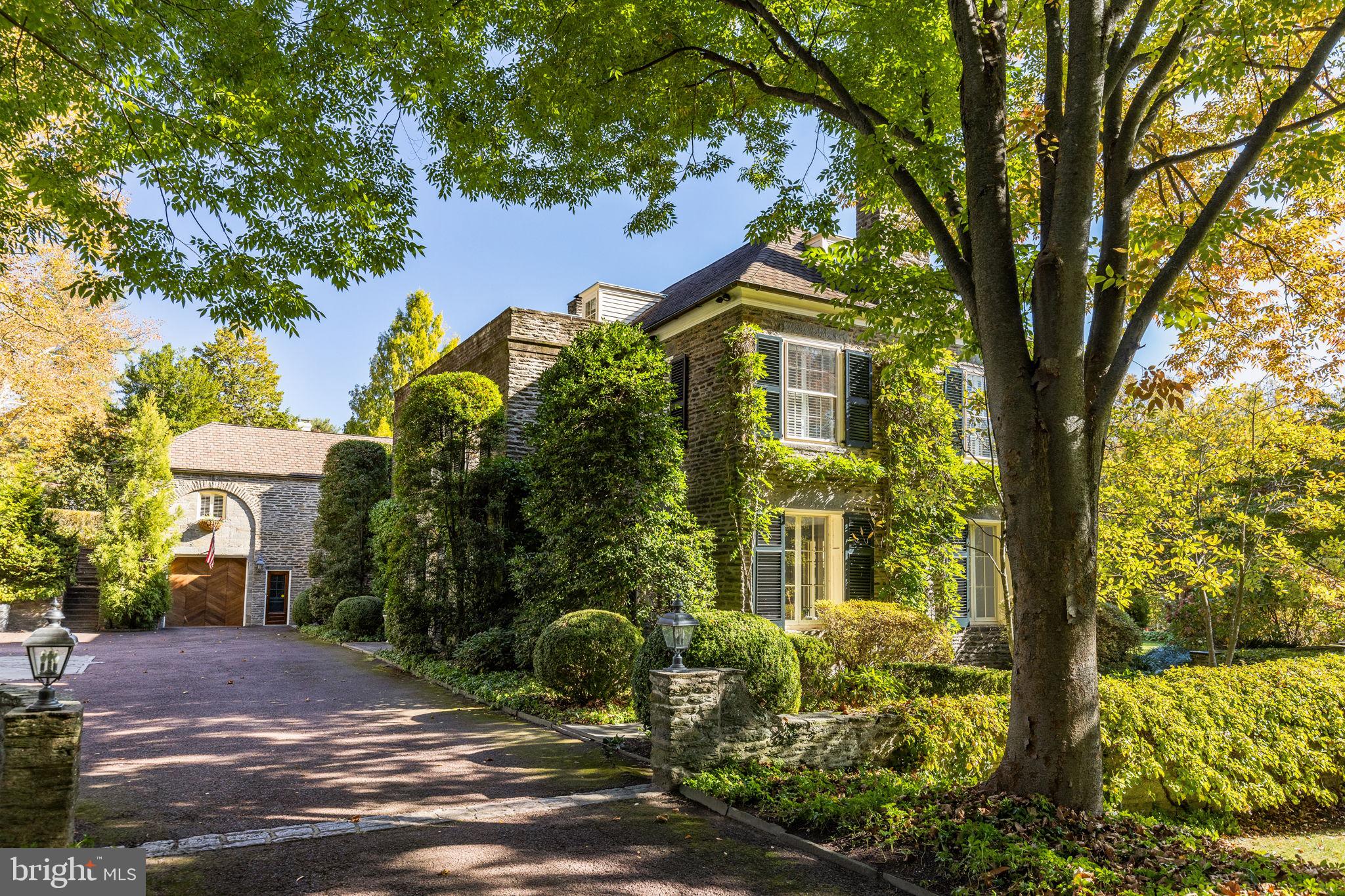 CHESTNUT HILL - Residential