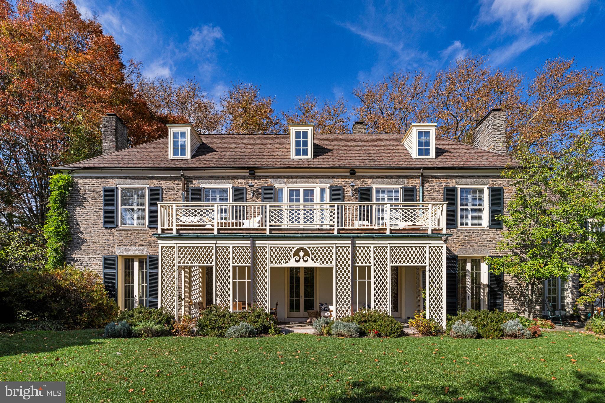 CHESTNUT HILL - Residential
