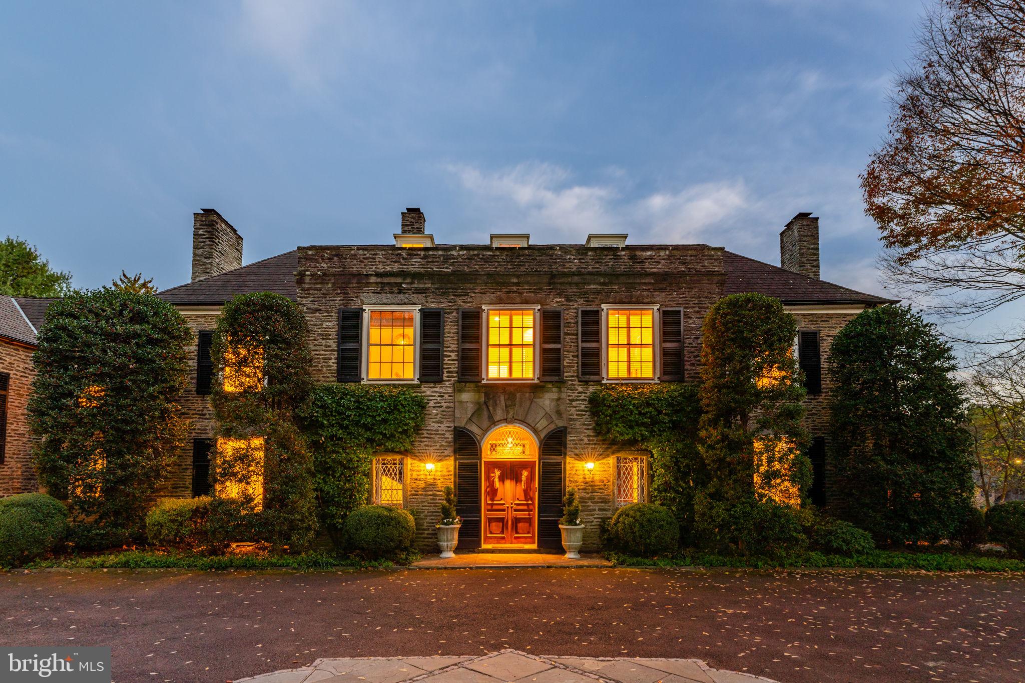CHESTNUT HILL - Residential
