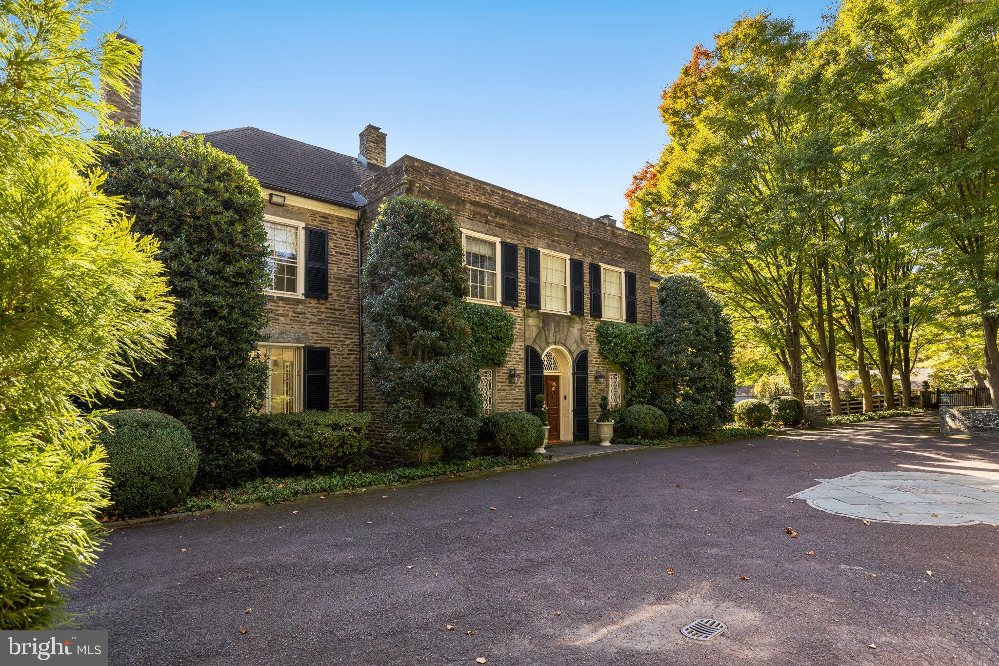 CHESTNUT HILL - Residential