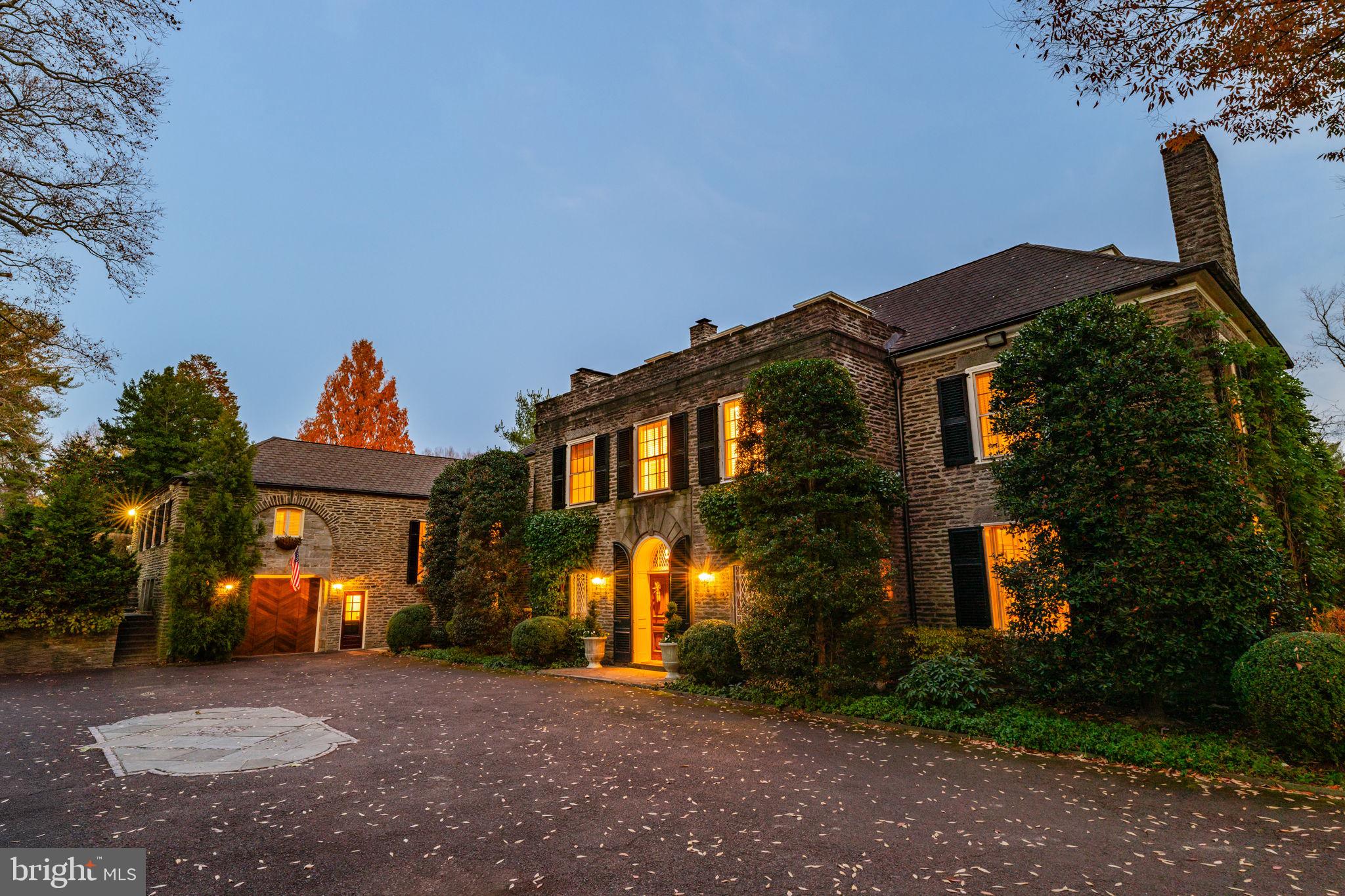CHESTNUT HILL - Residential