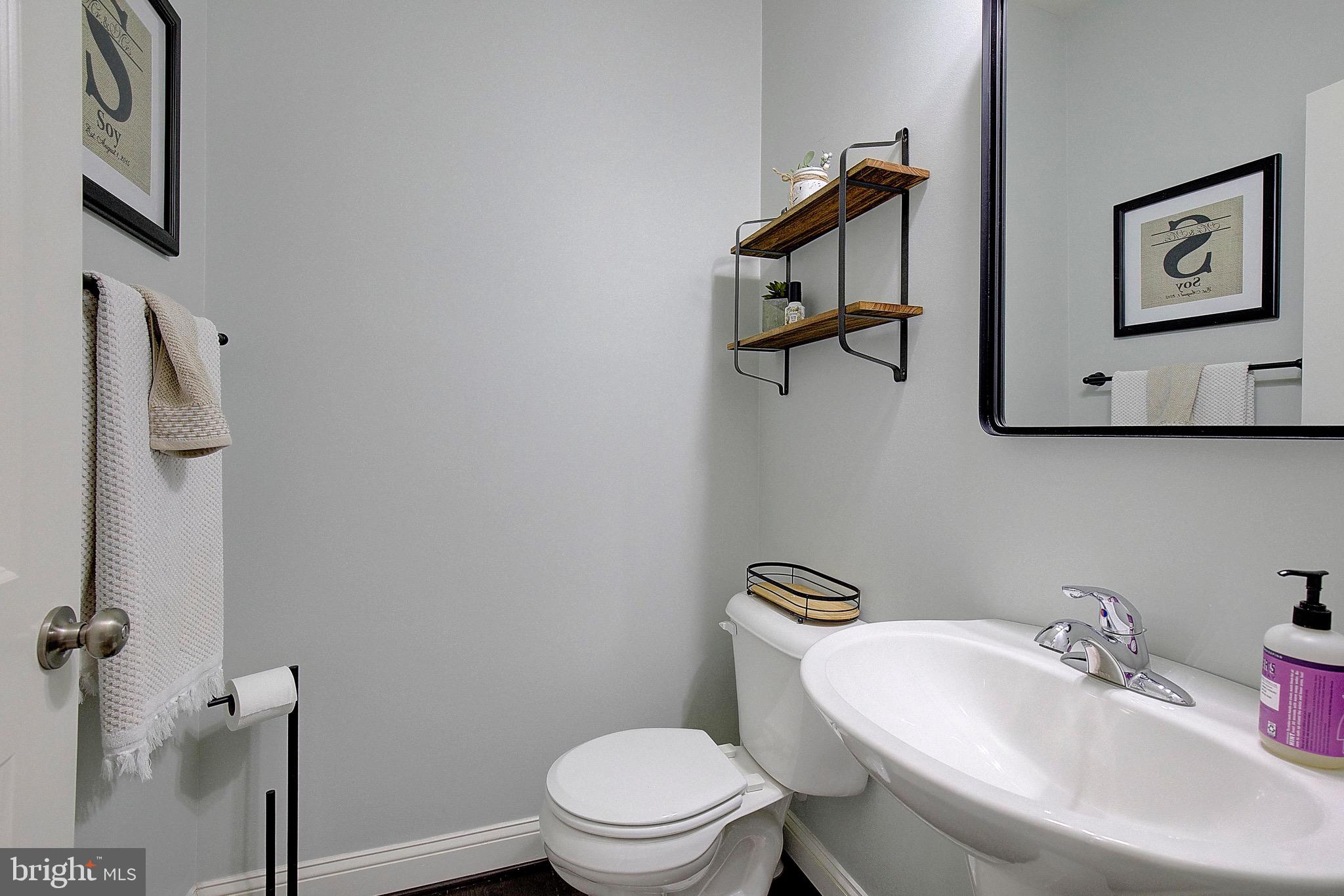 JONES STATION - Residential