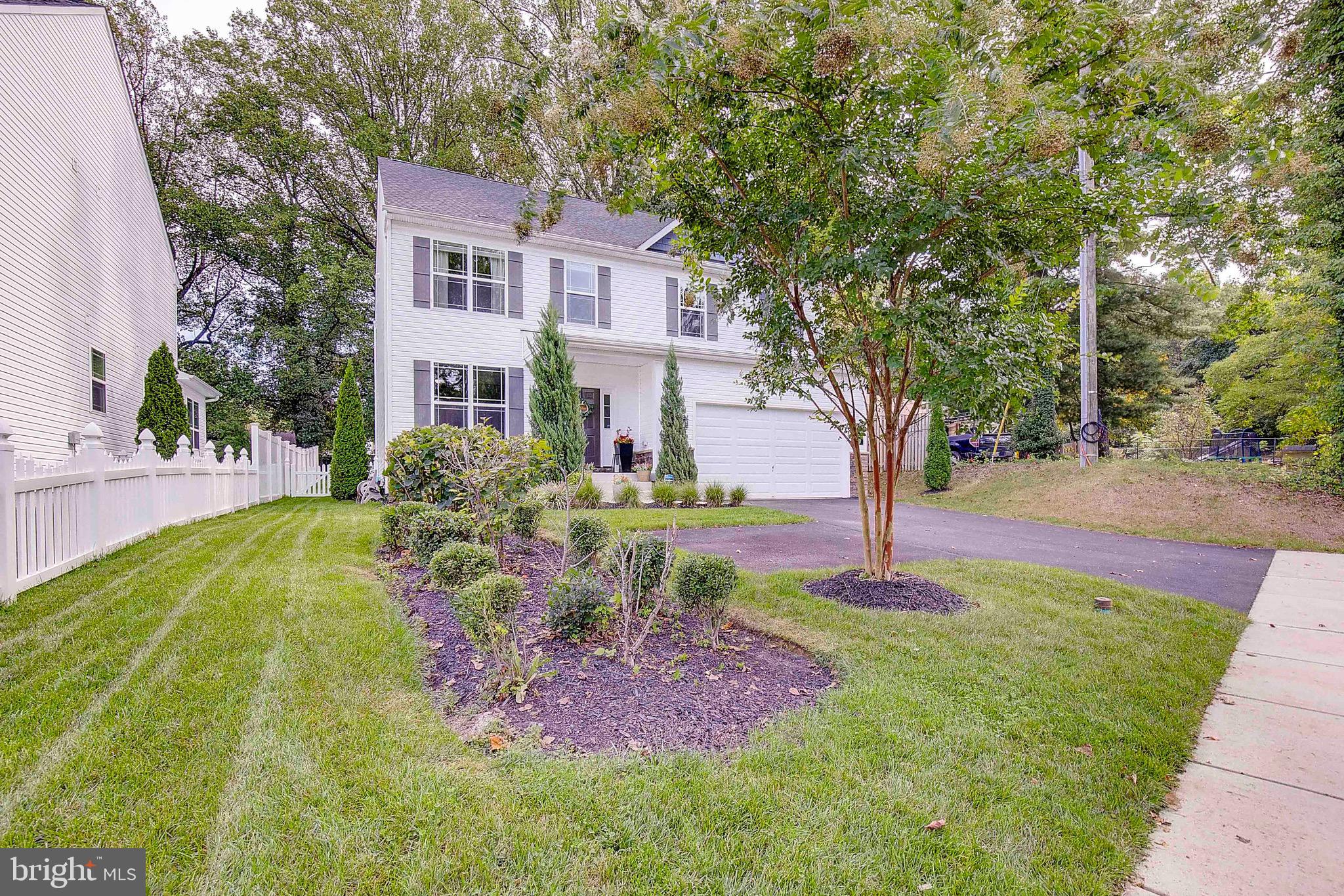 JONES STATION - Residential