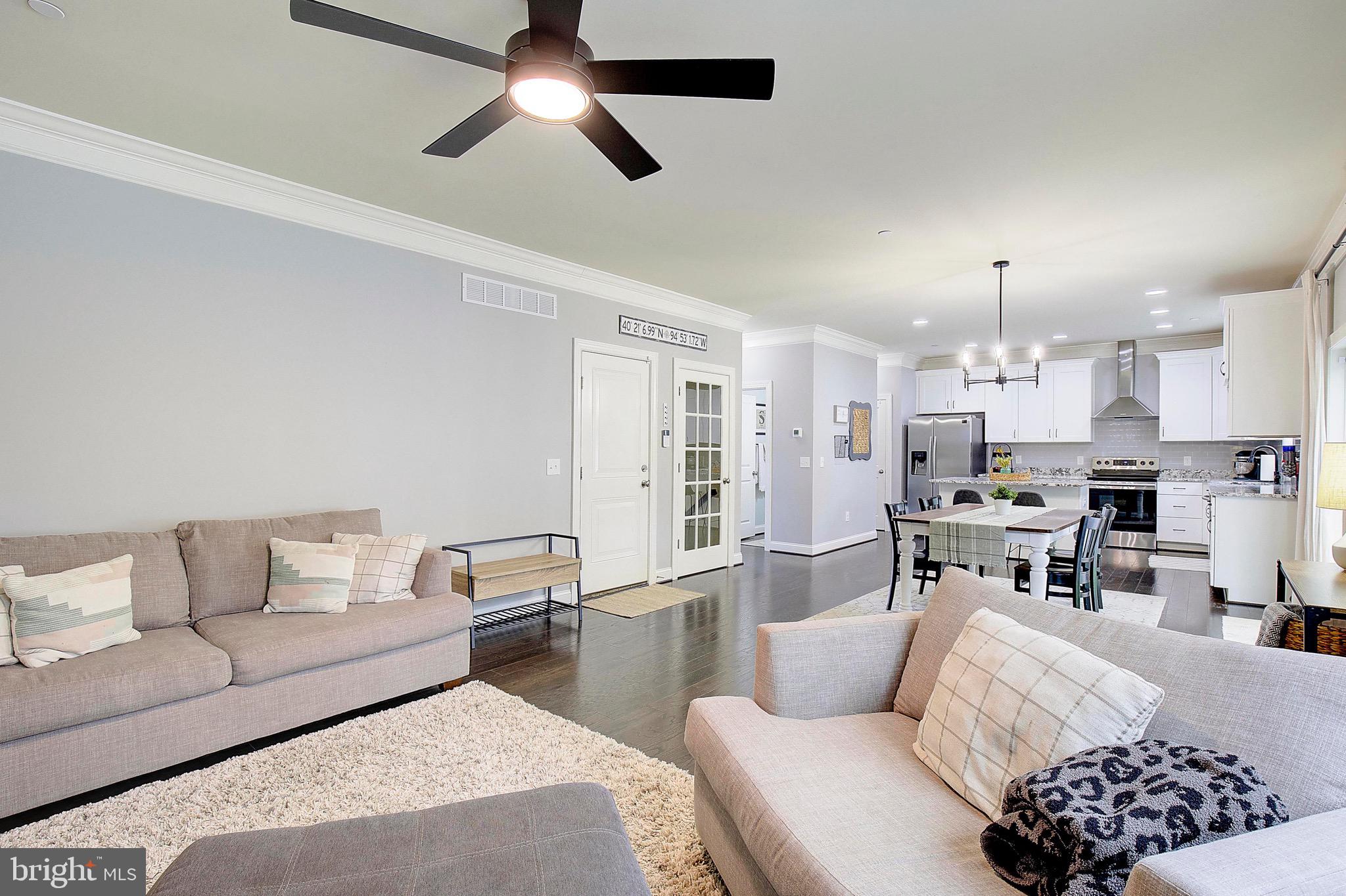 JONES STATION - Residential