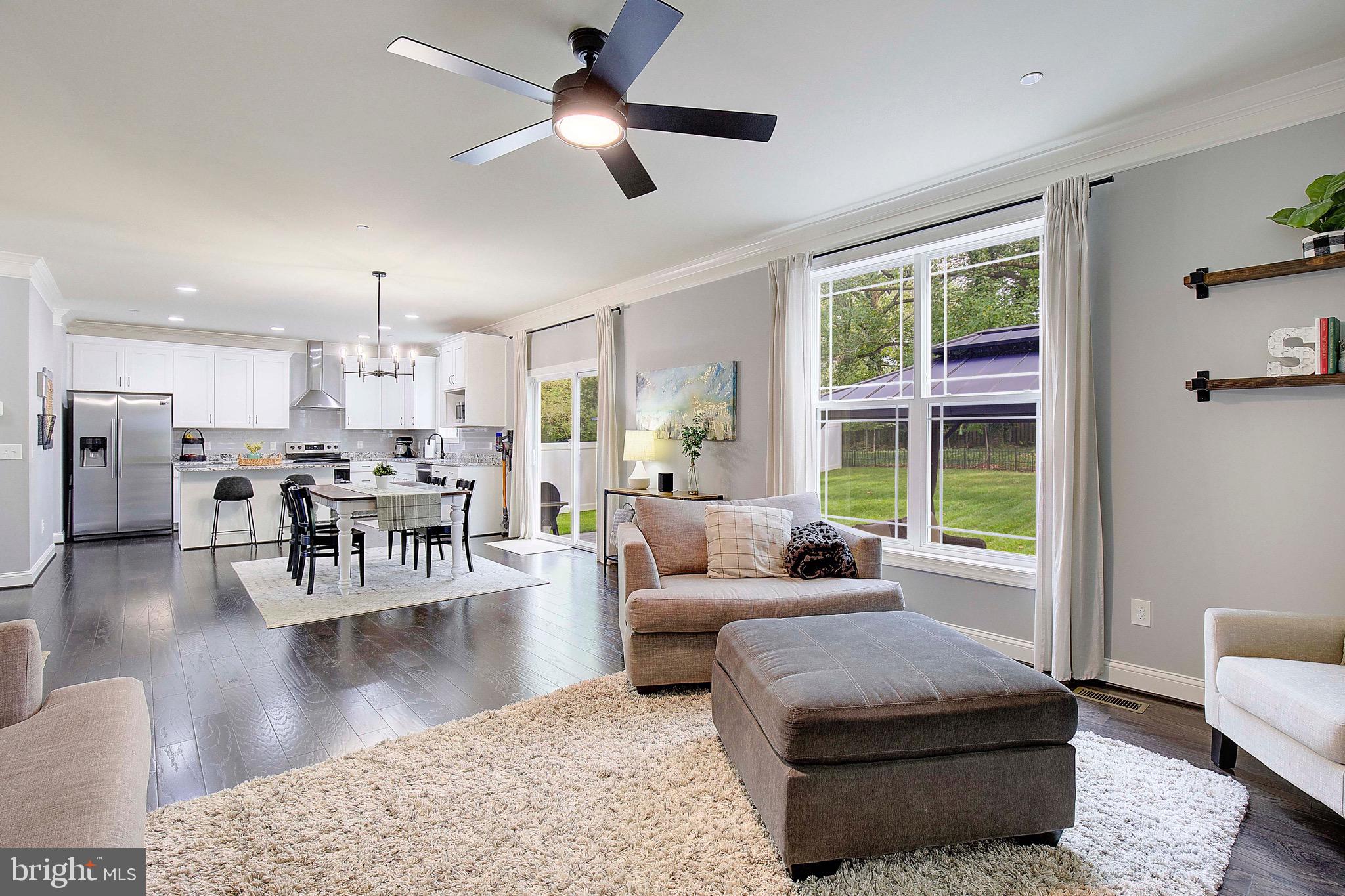 JONES STATION - Residential