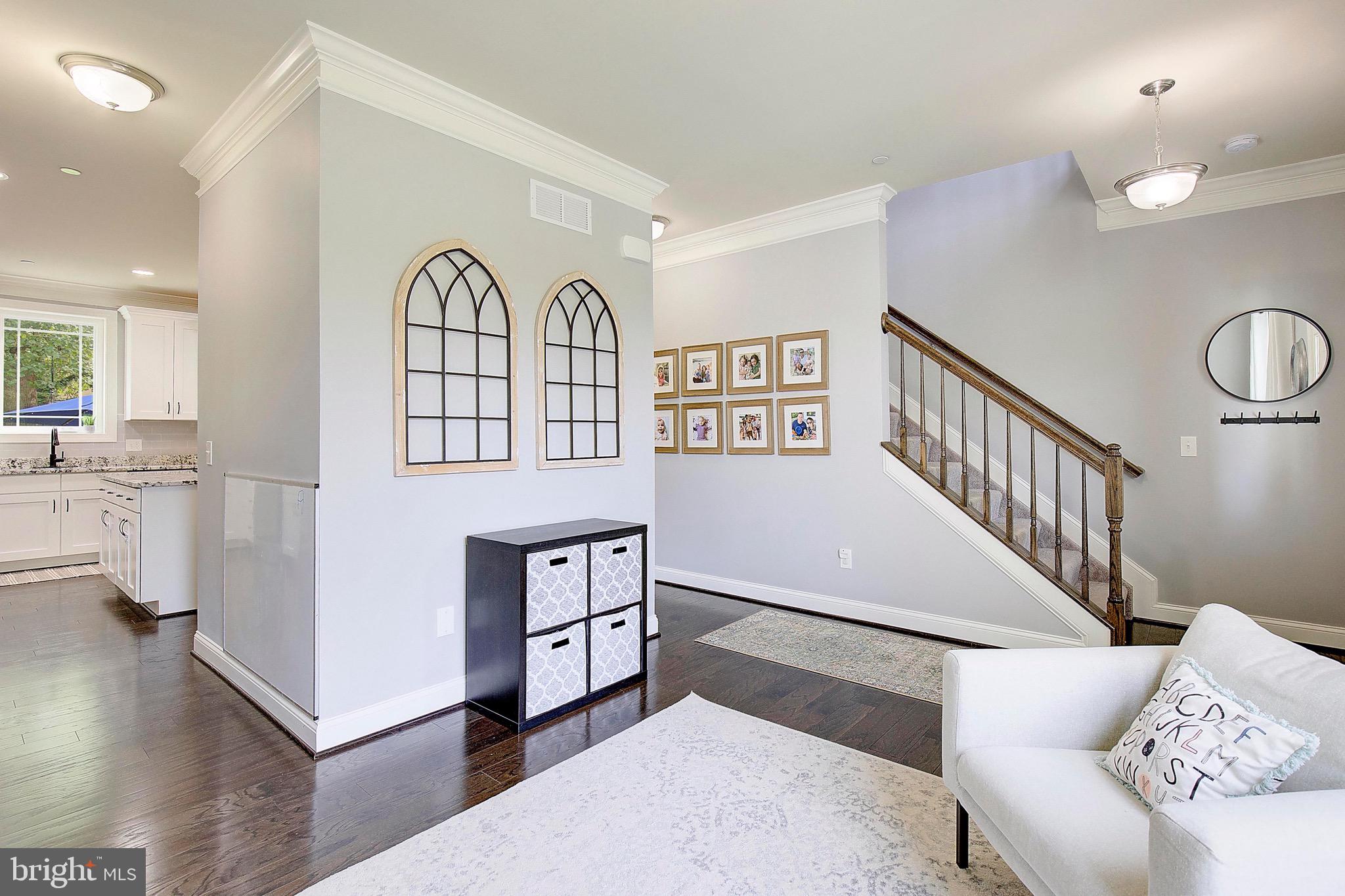 JONES STATION - Residential