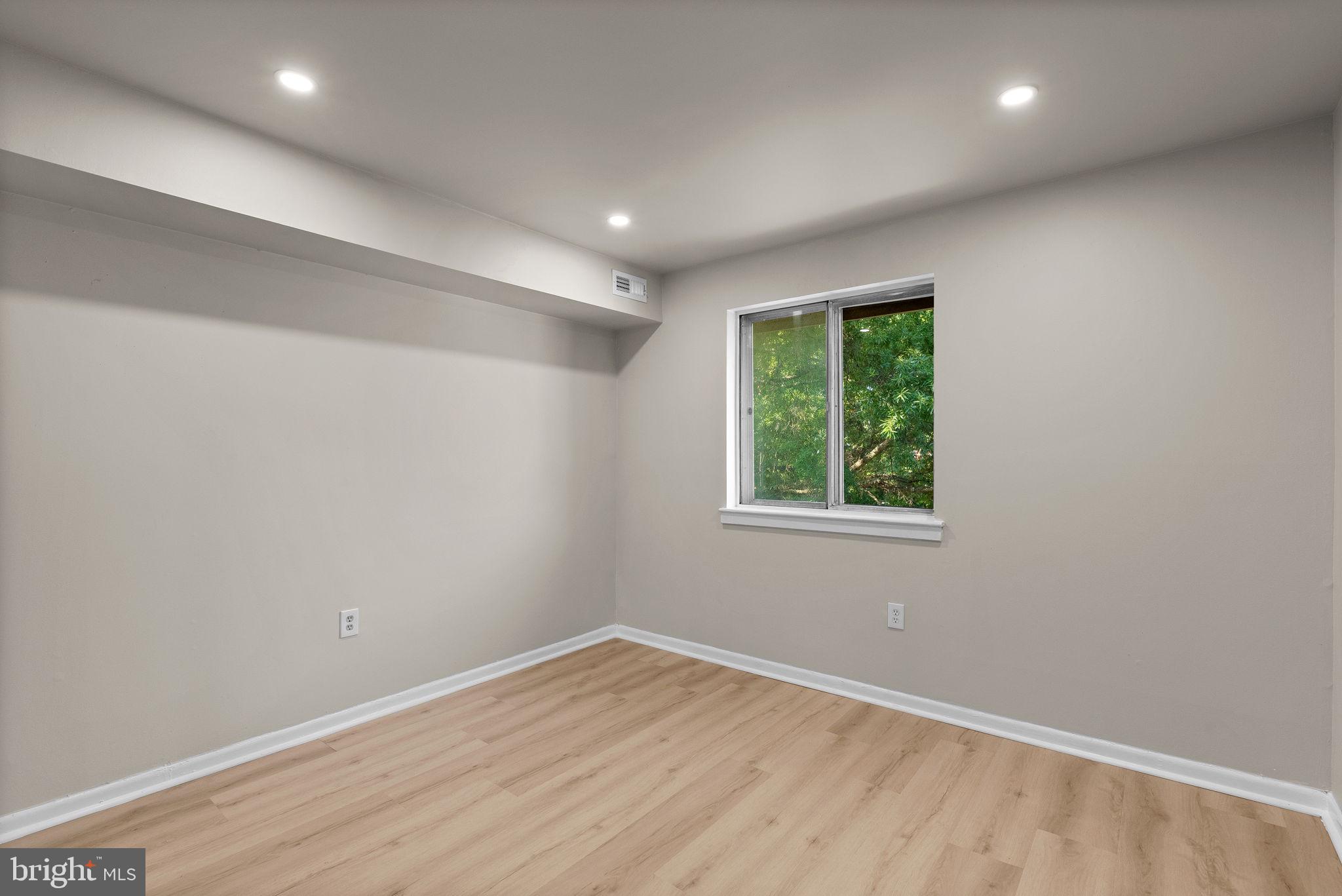 BRYANT WOODS - Residential