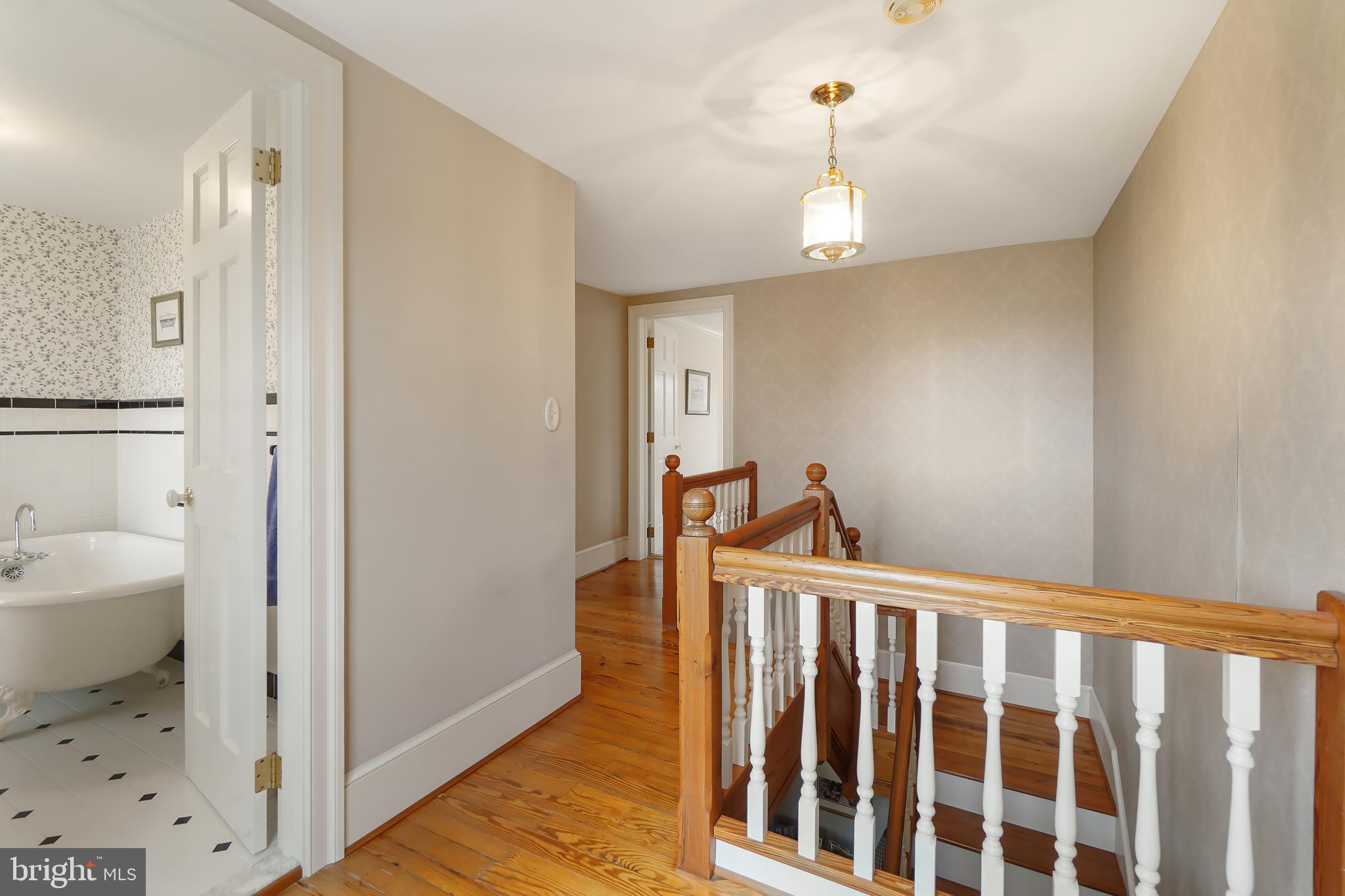 DAMASCUS OUTSIDE - Residential