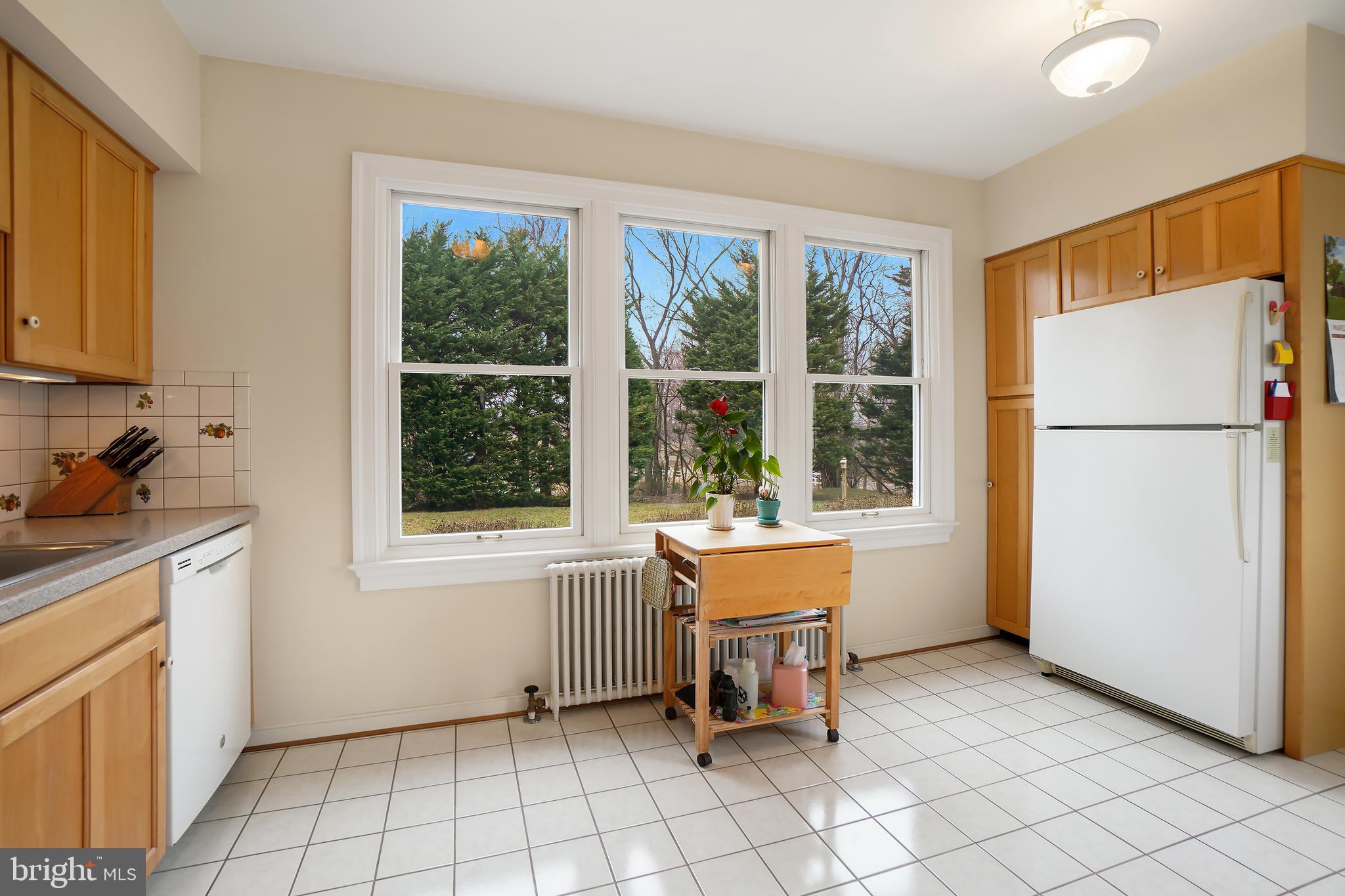 DAMASCUS OUTSIDE - Residential