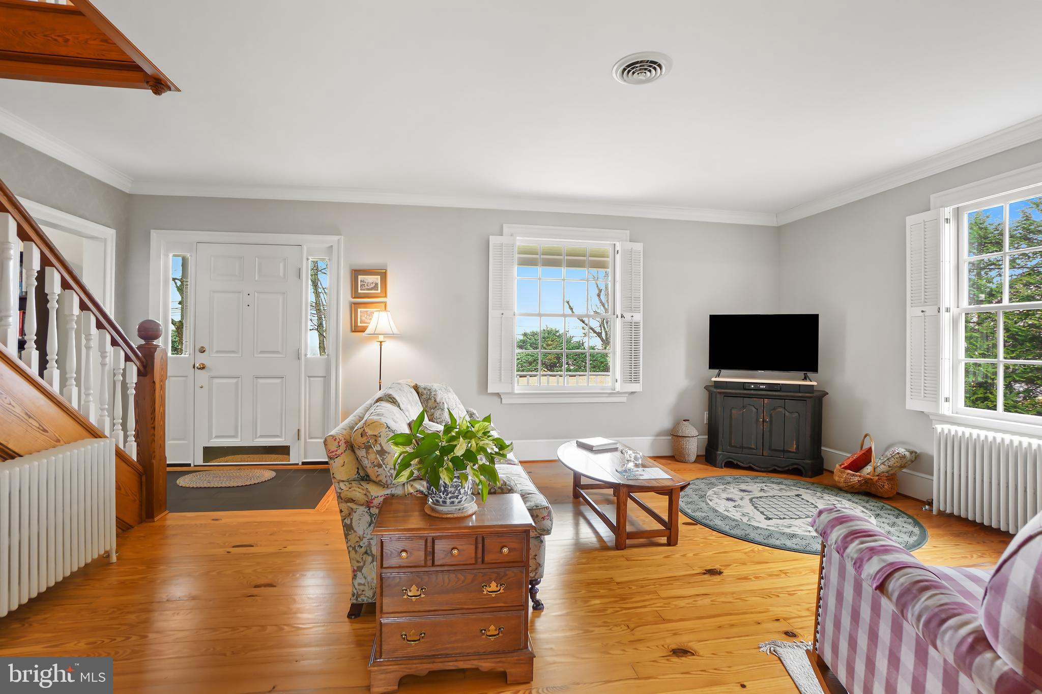 DAMASCUS OUTSIDE - Residential