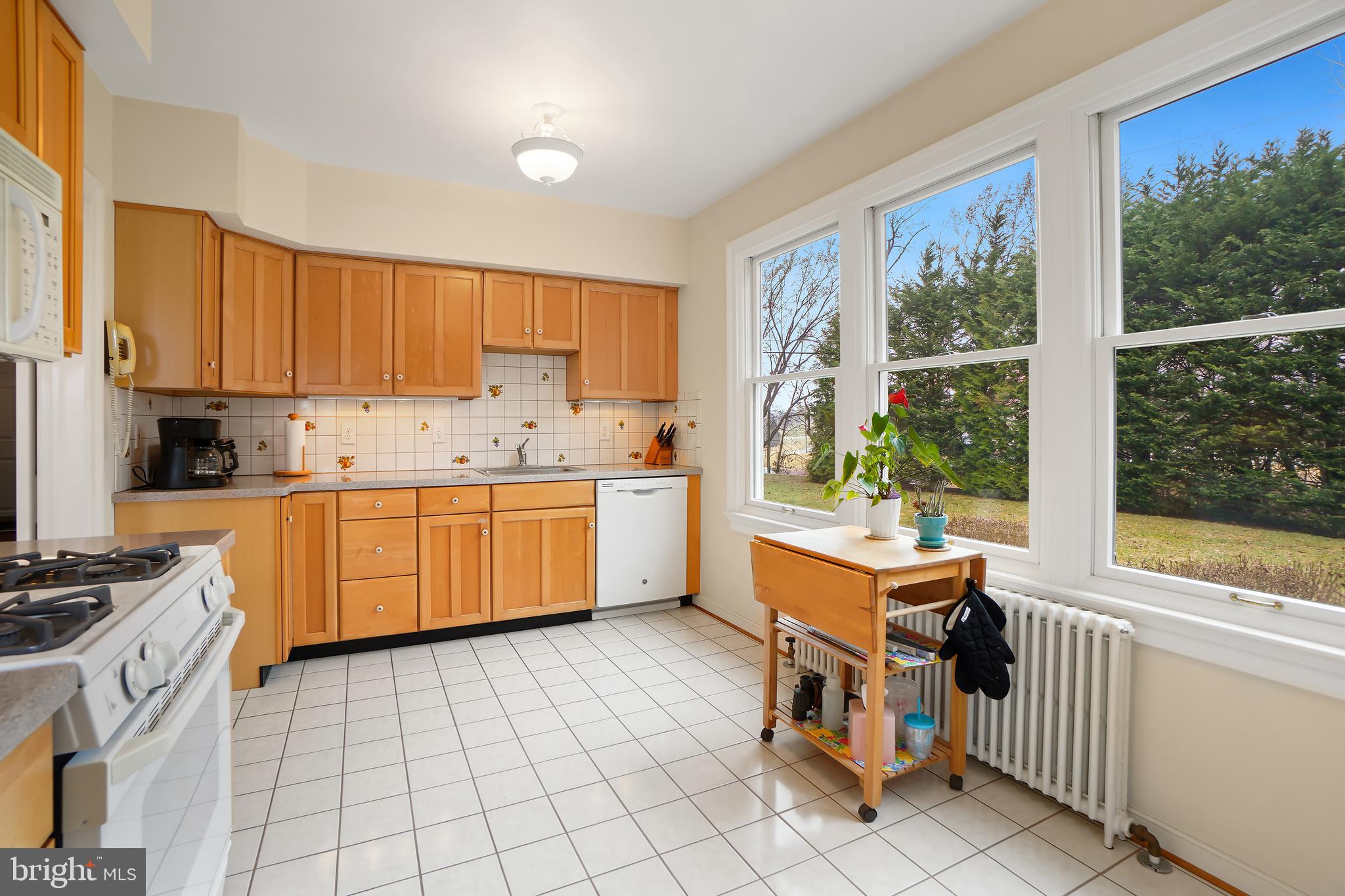 DAMASCUS OUTSIDE - Residential