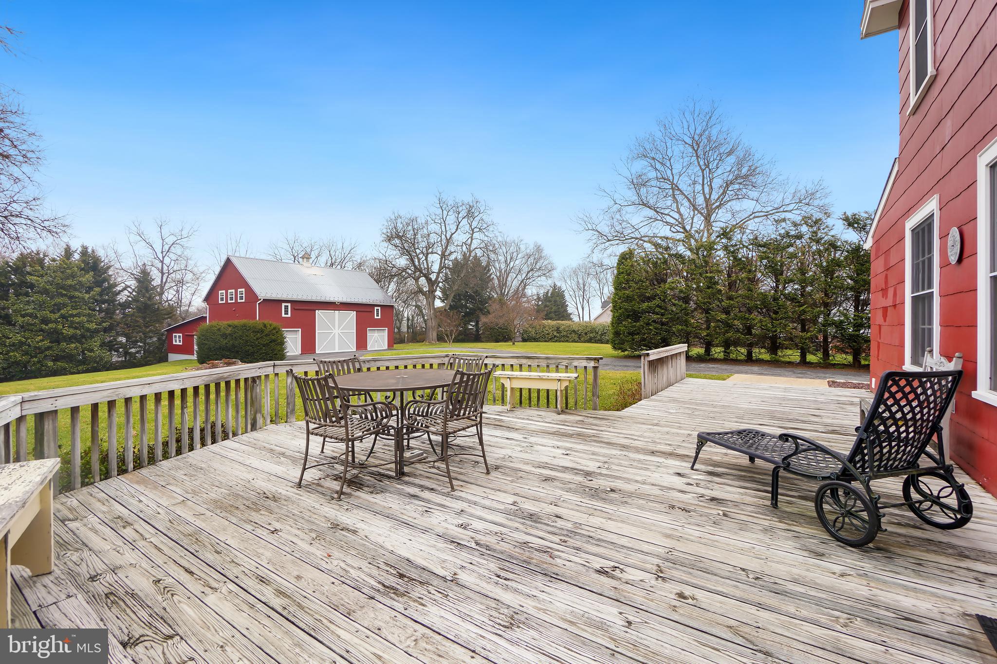 DAMASCUS OUTSIDE - Residential