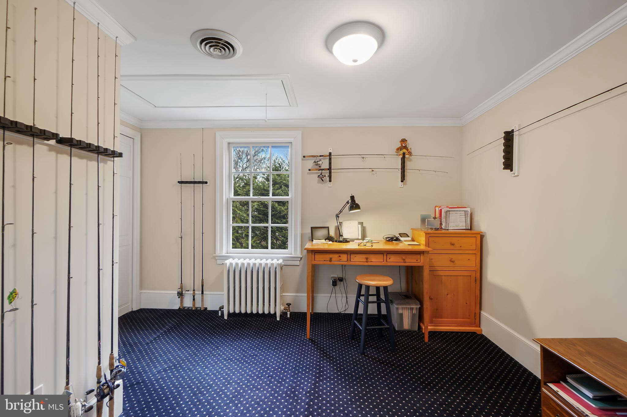 DAMASCUS OUTSIDE - Residential