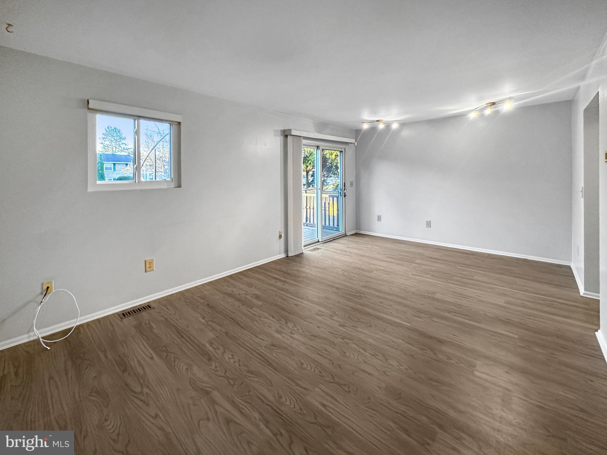 GLYNDON GREENS - Residential