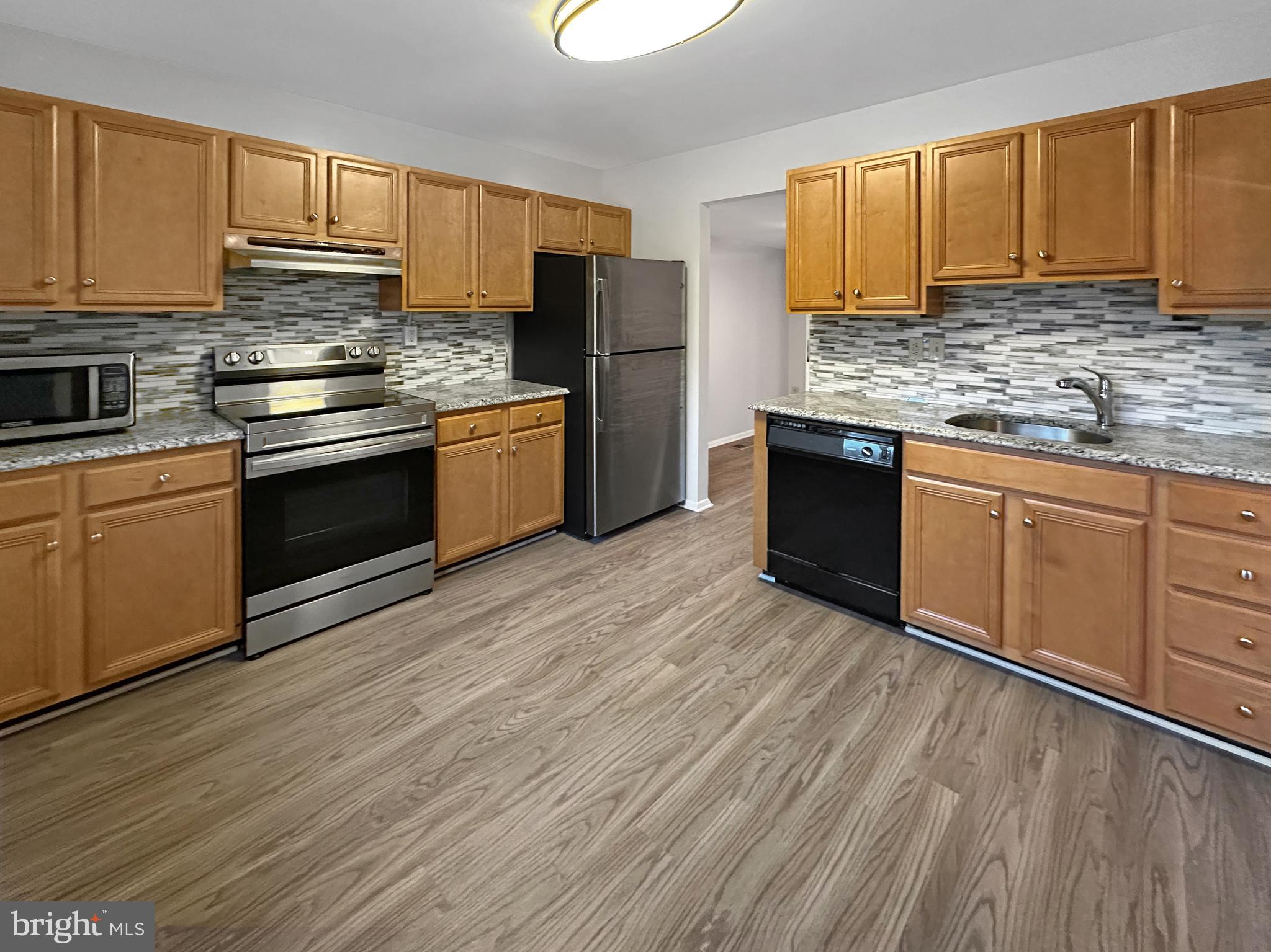 GLYNDON GREENS - Residential