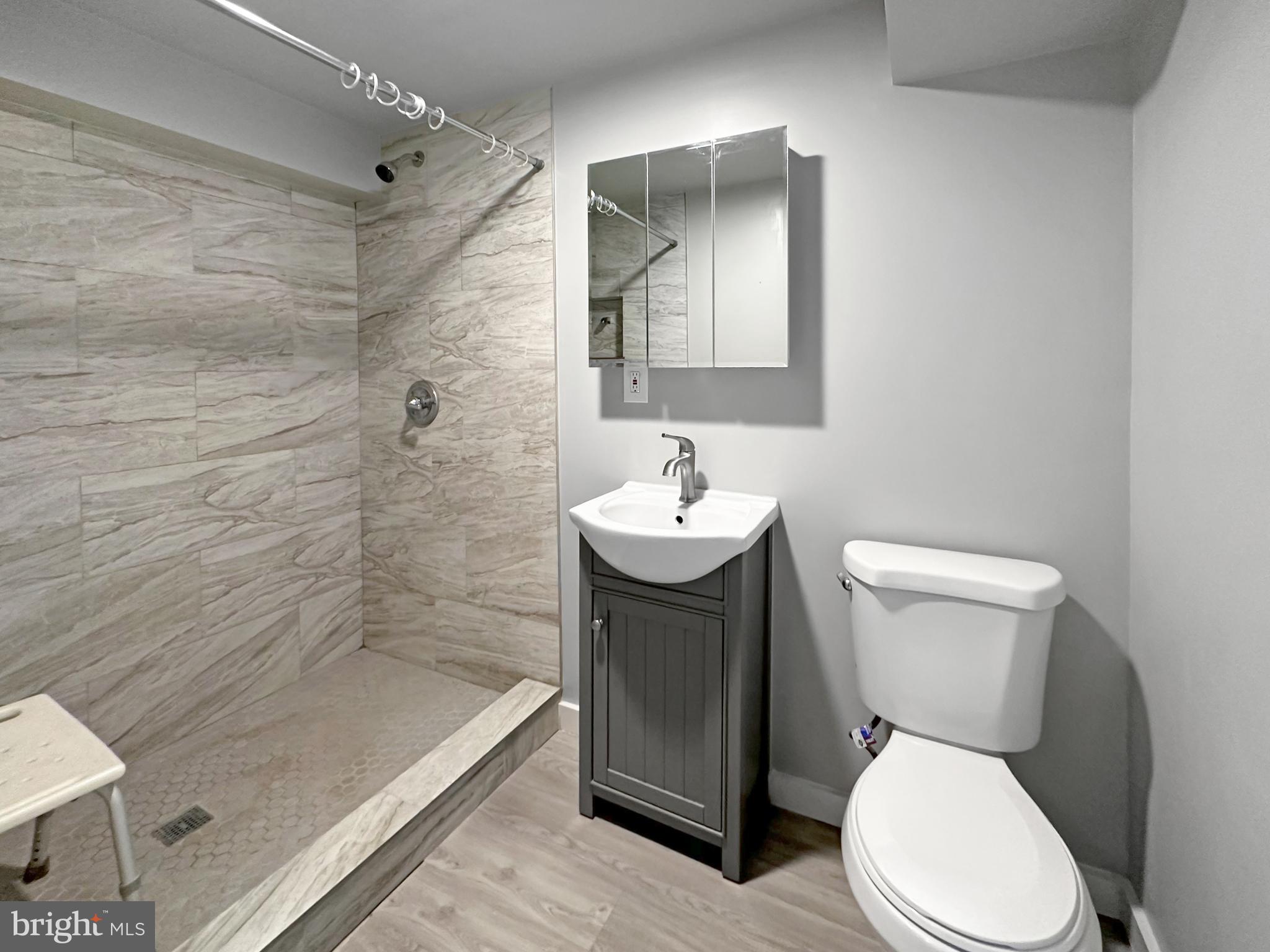 GLYNDON GREENS - Residential