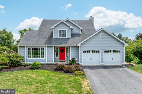 Photo of 3638 Keen Avenue, Mountville, PA 17554 (MLS # PALA2055158)