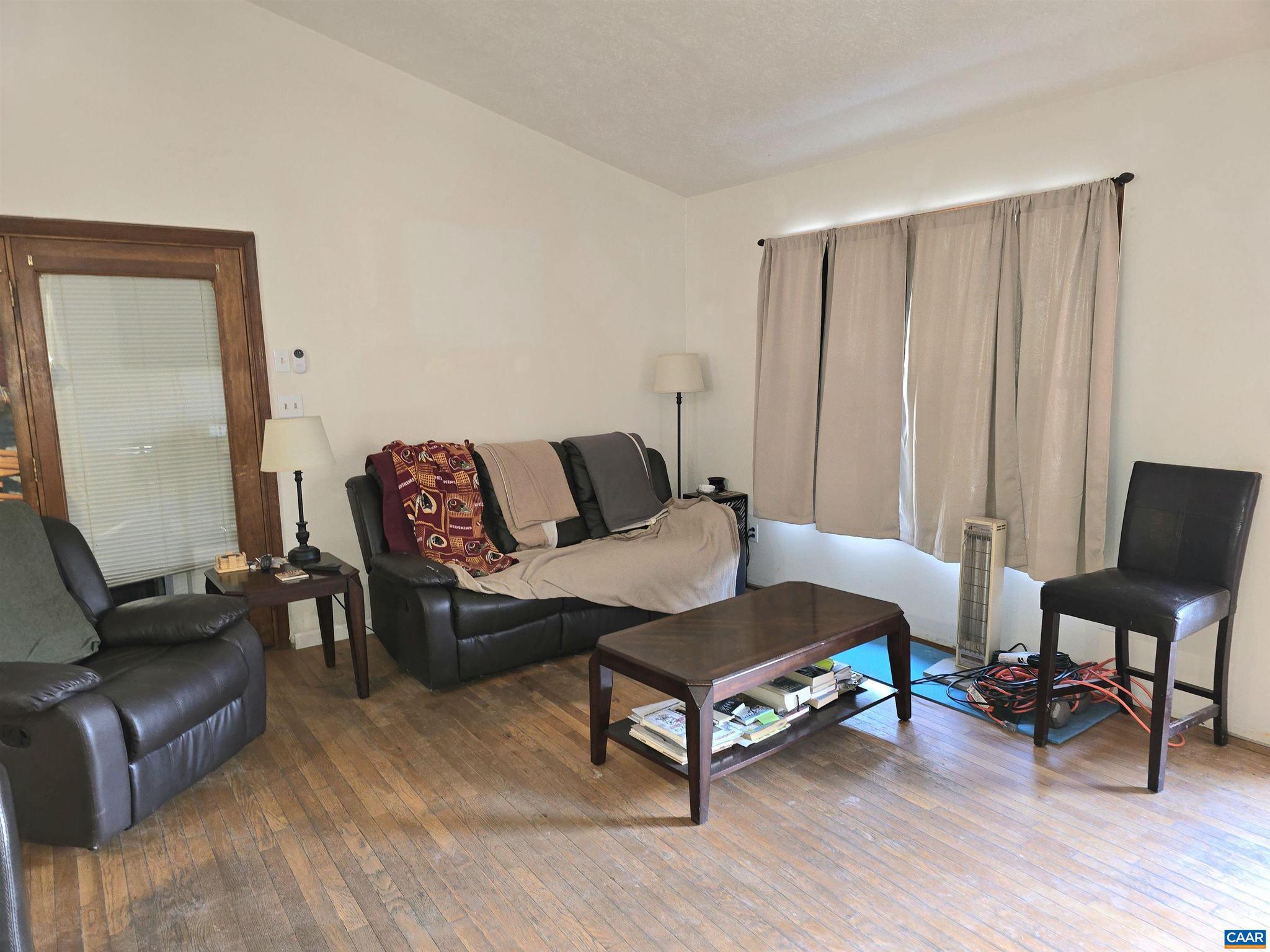 LAKE MONTICELLO - Residential