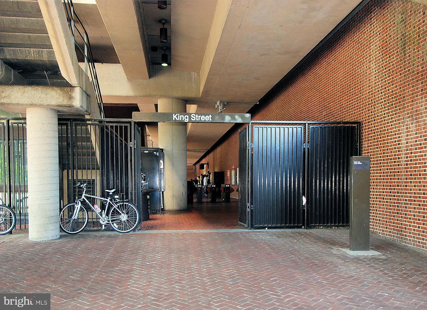 OLD TOWN ALEXANDRIA - Residential Lease