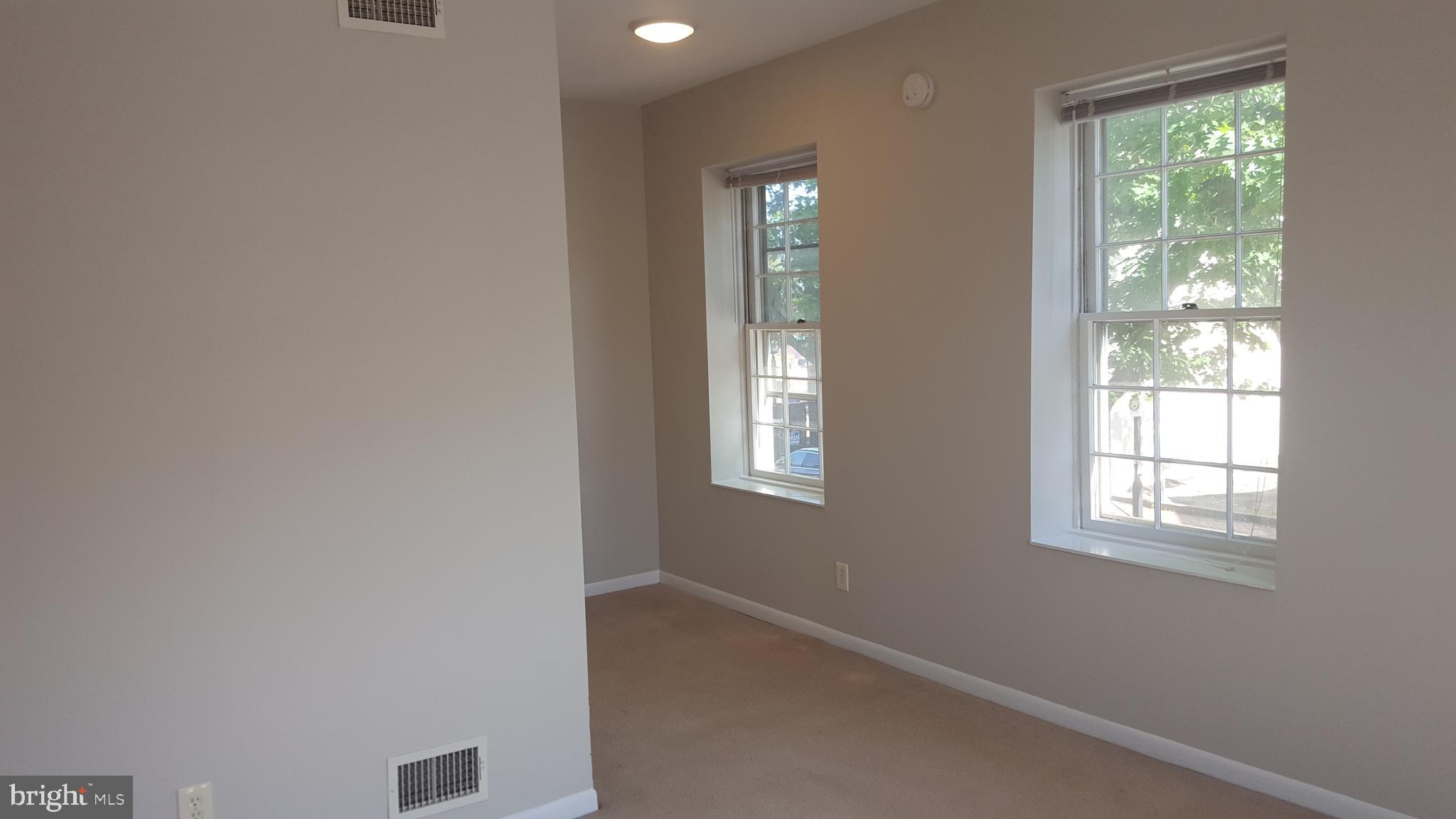 OLD TOWN ALEXANDRIA - Residential Lease