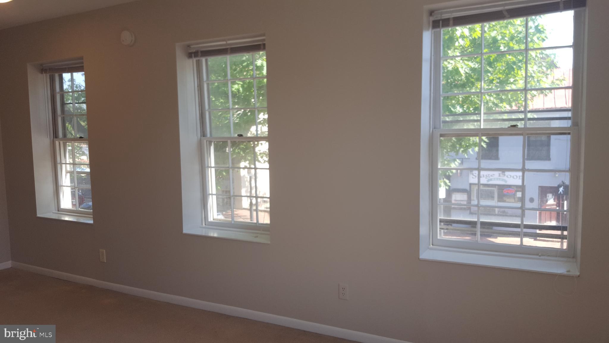 OLD TOWN ALEXANDRIA - Residential Lease