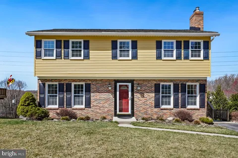 10551 Gateridge Road, Cockeysville, MD MLS: MDBC2121852