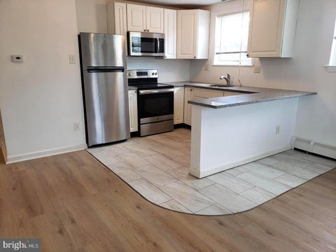 Condo For Rent - 50 N Fellowship Road #1101<br/> Burlington County, MAPLE SHADE, NJ 08052