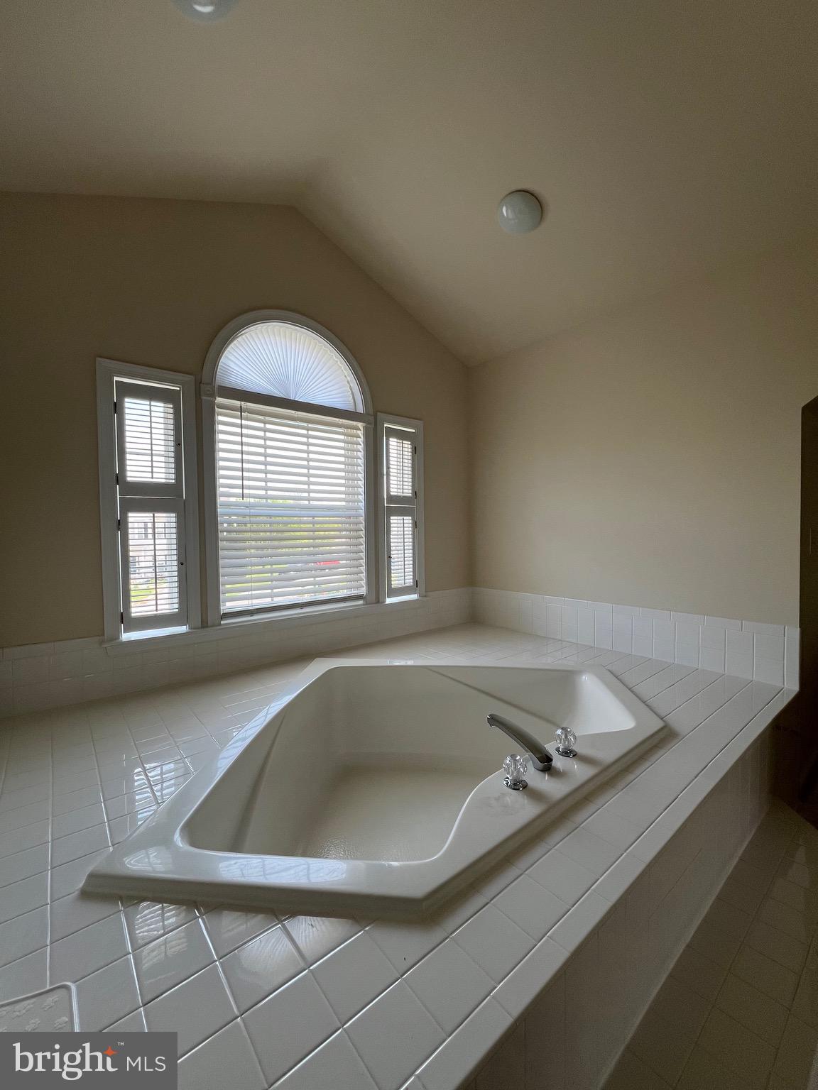 STONEBRIDGE - Residential