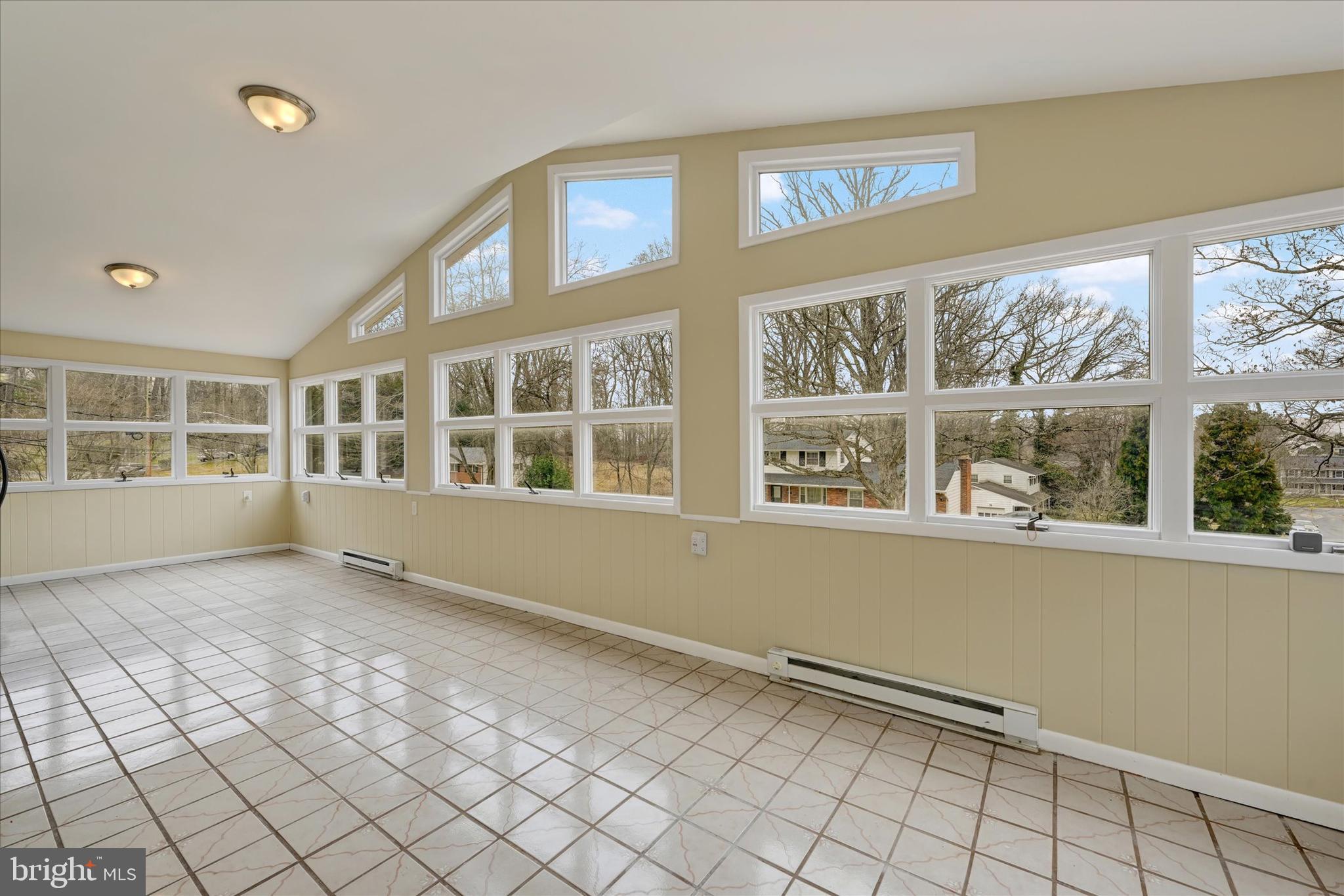 HERNWOOD HEIGHTS - Residential