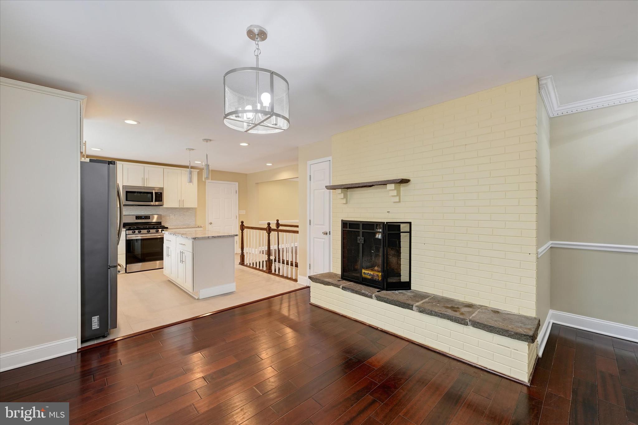 HERNWOOD HEIGHTS - Residential