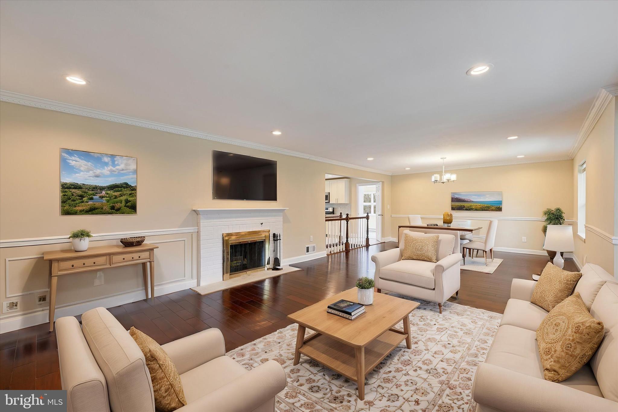 HERNWOOD HEIGHTS - Residential