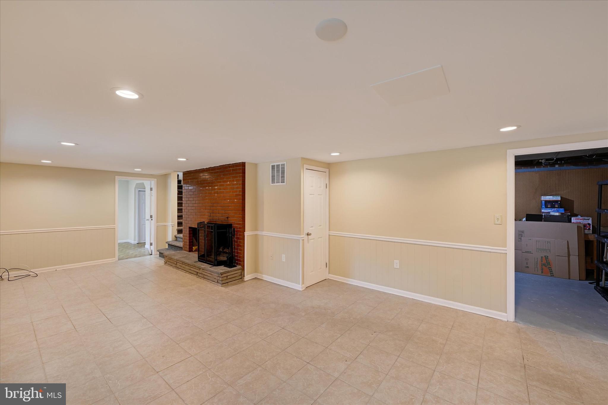 HERNWOOD HEIGHTS - Residential