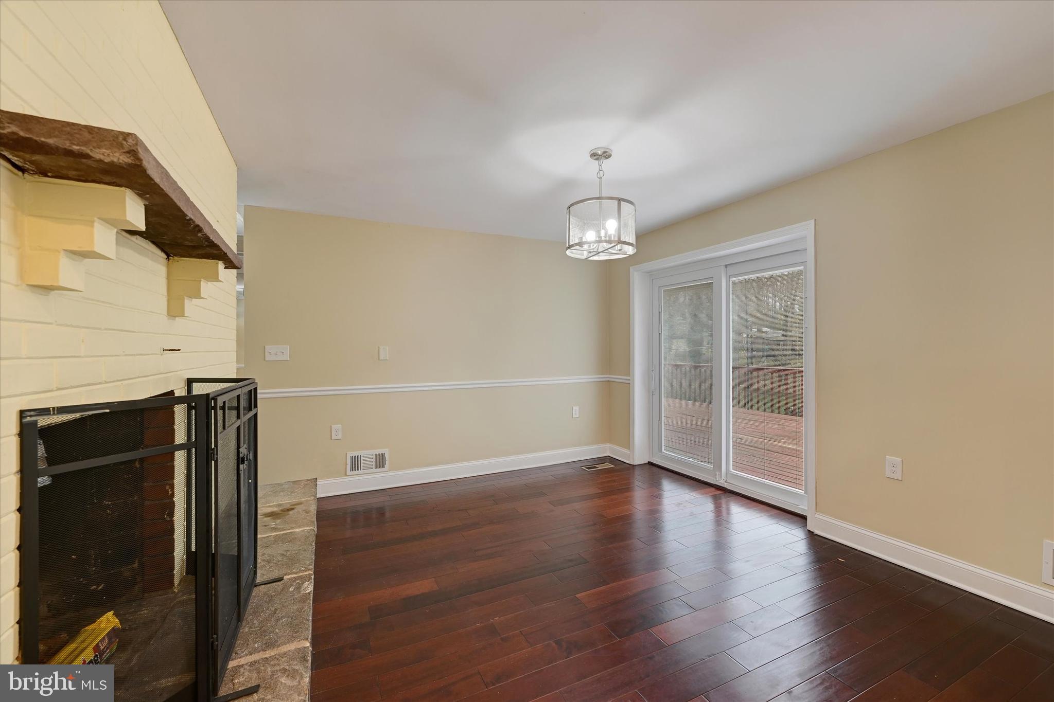 HERNWOOD HEIGHTS - Residential