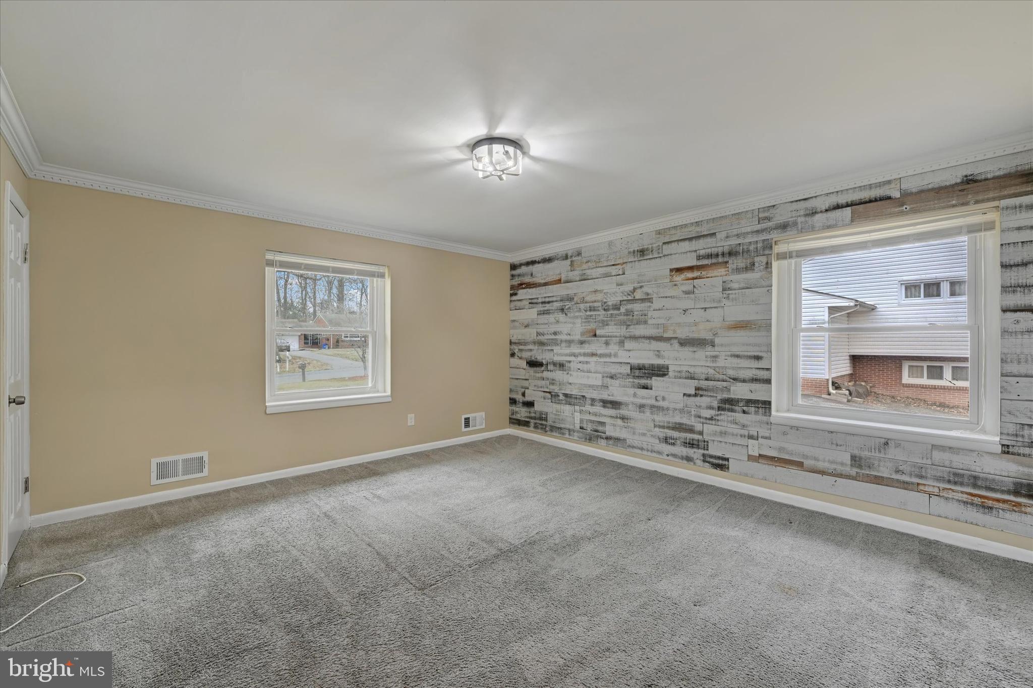 HERNWOOD HEIGHTS - Residential