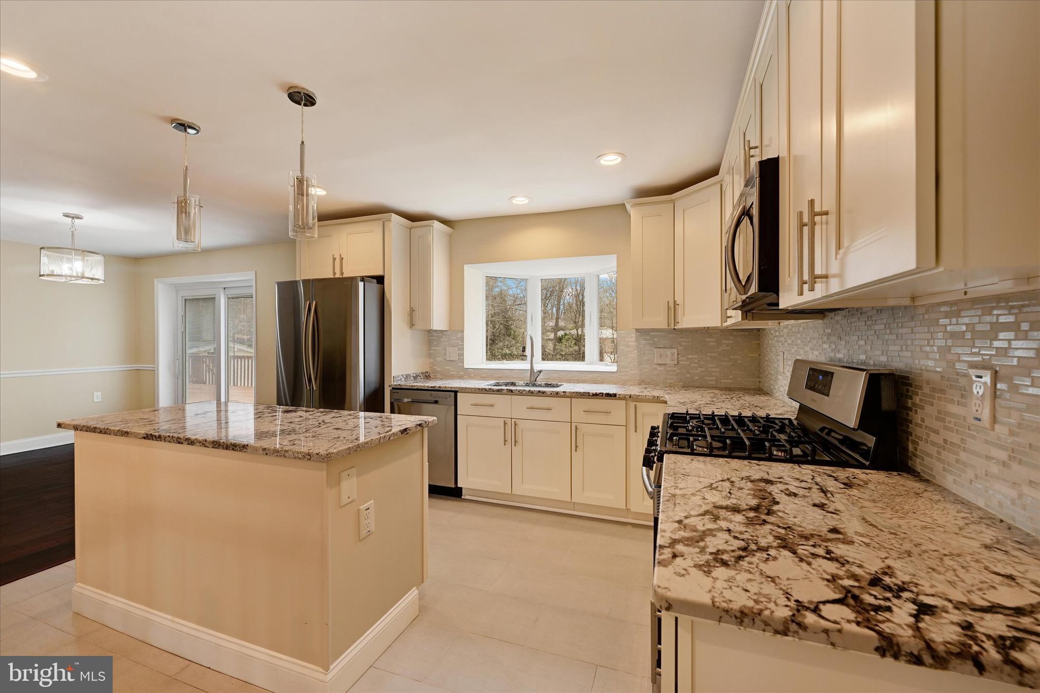 HERNWOOD HEIGHTS - Residential