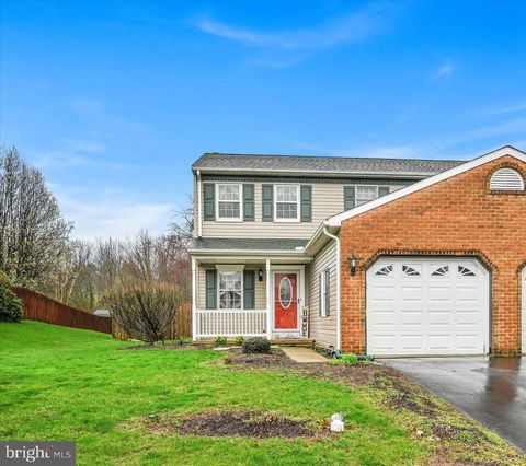 Photo of 65 Red Stone Circle, Reinholds, PA 17569 (MLS # PALA2048664)