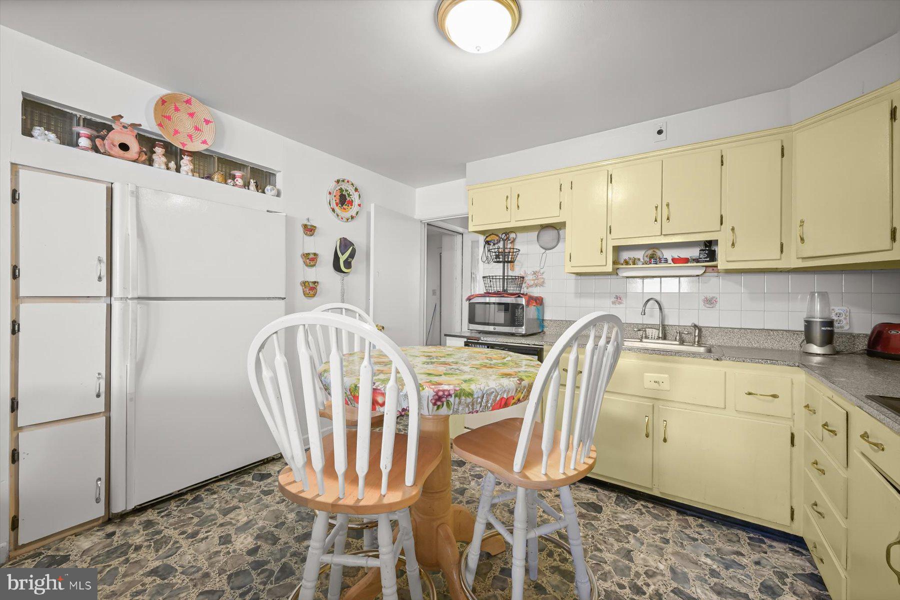 WARD 27 - Residential