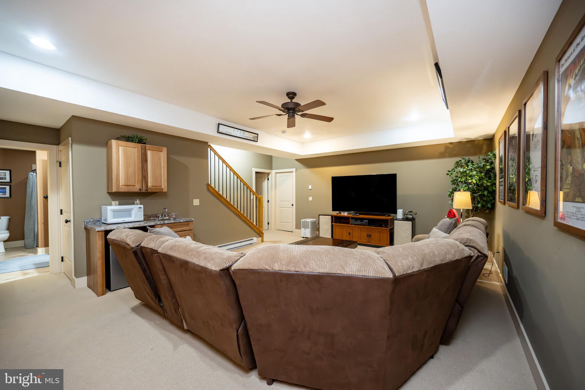 MYSTIC CREEK - Residential