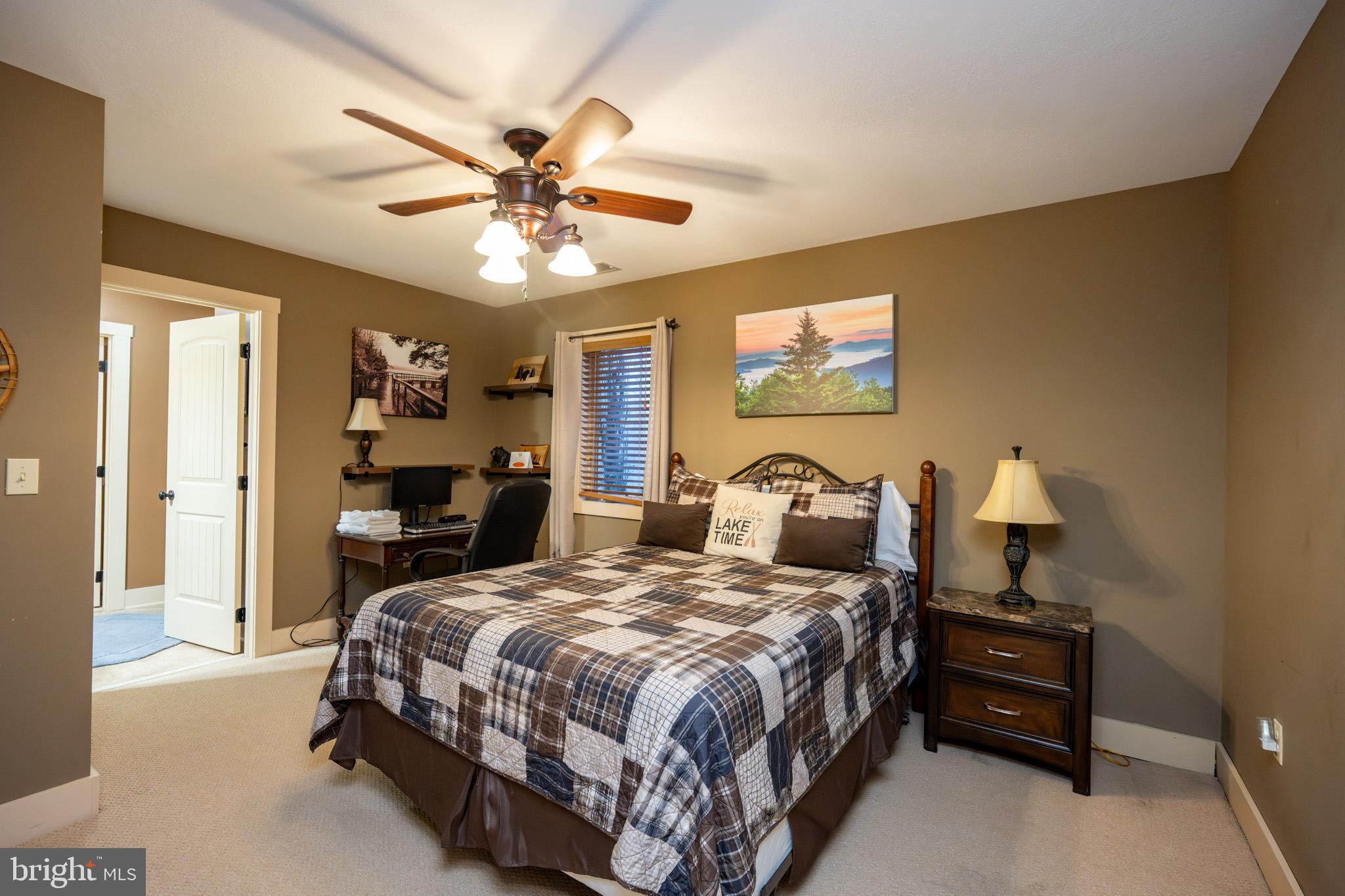 MYSTIC CREEK - Residential