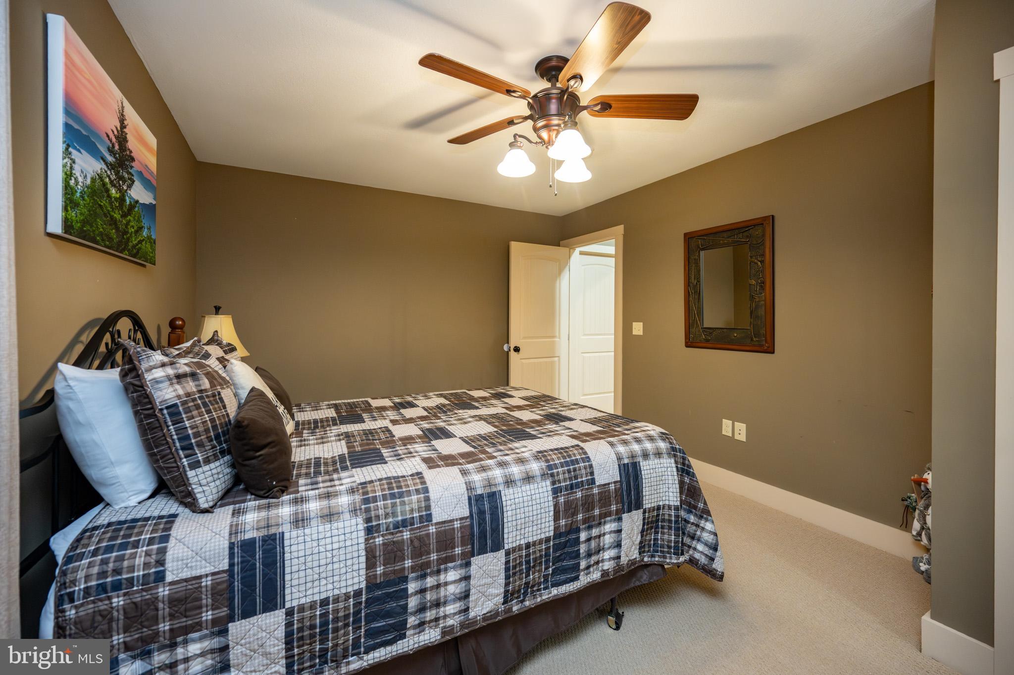 MYSTIC CREEK - Residential