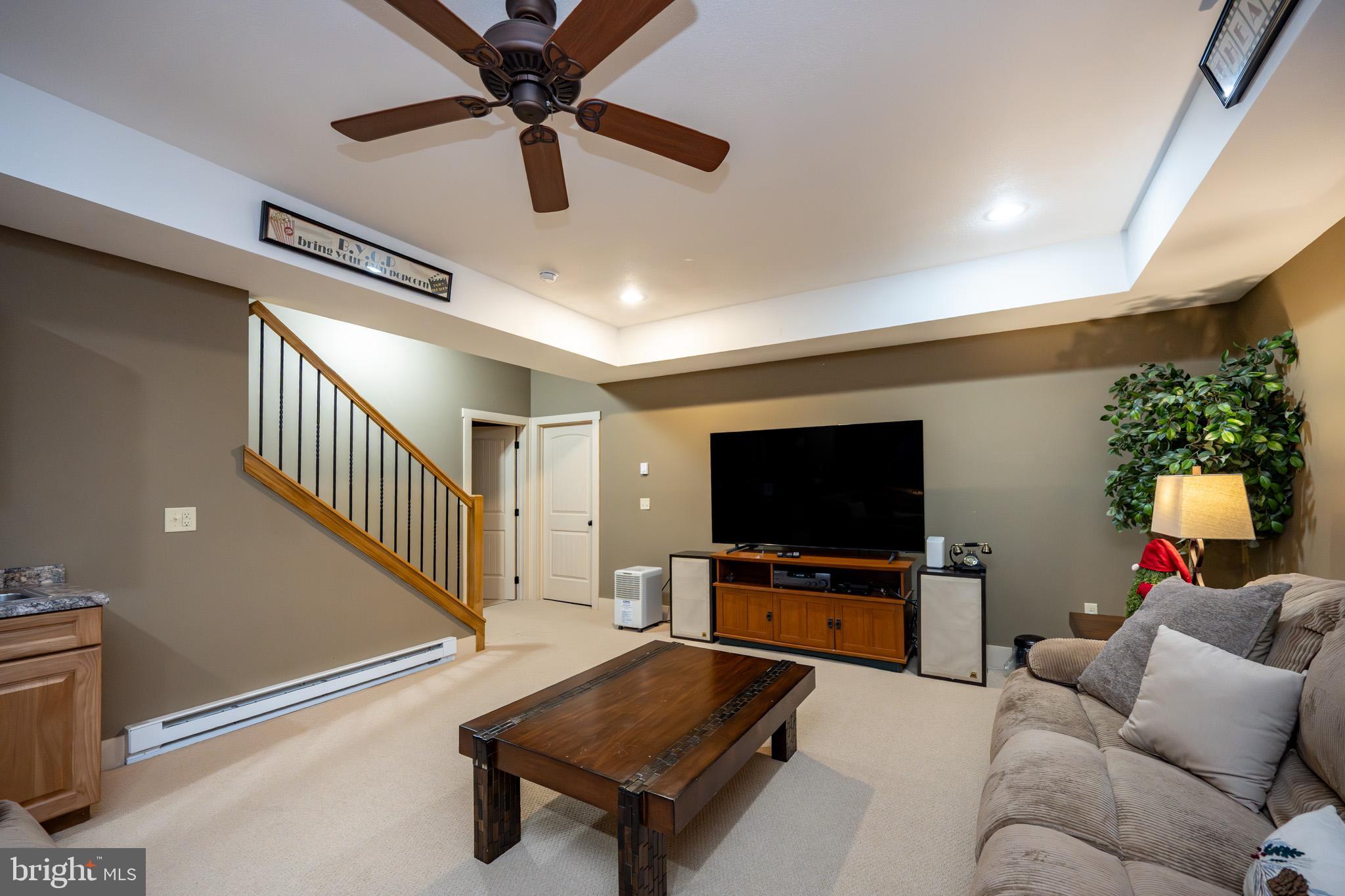 MYSTIC CREEK - Residential