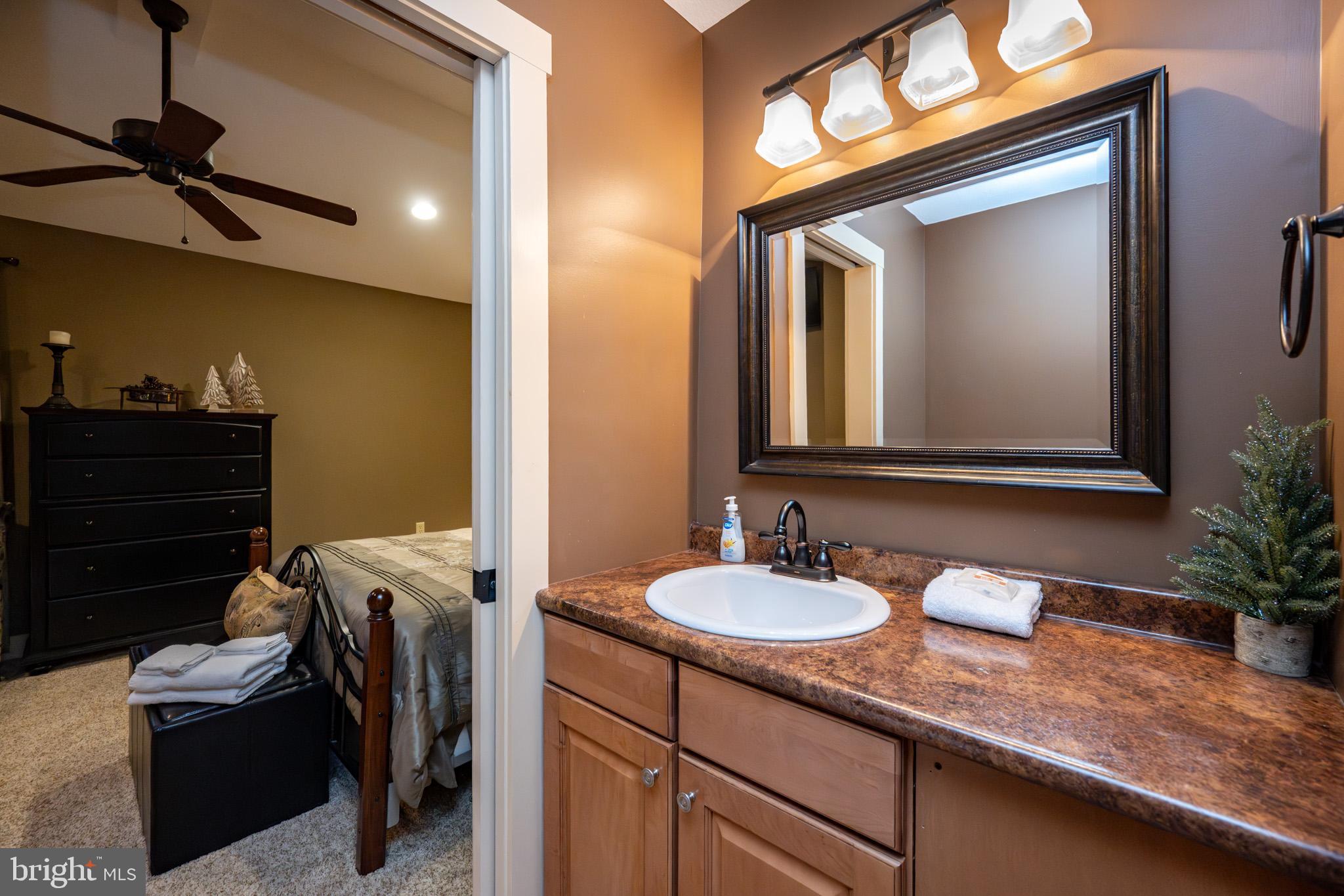 MYSTIC CREEK - Residential