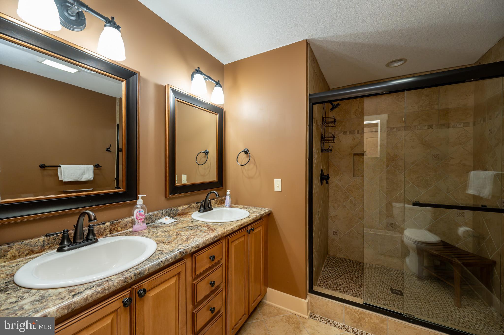 MYSTIC CREEK - Residential