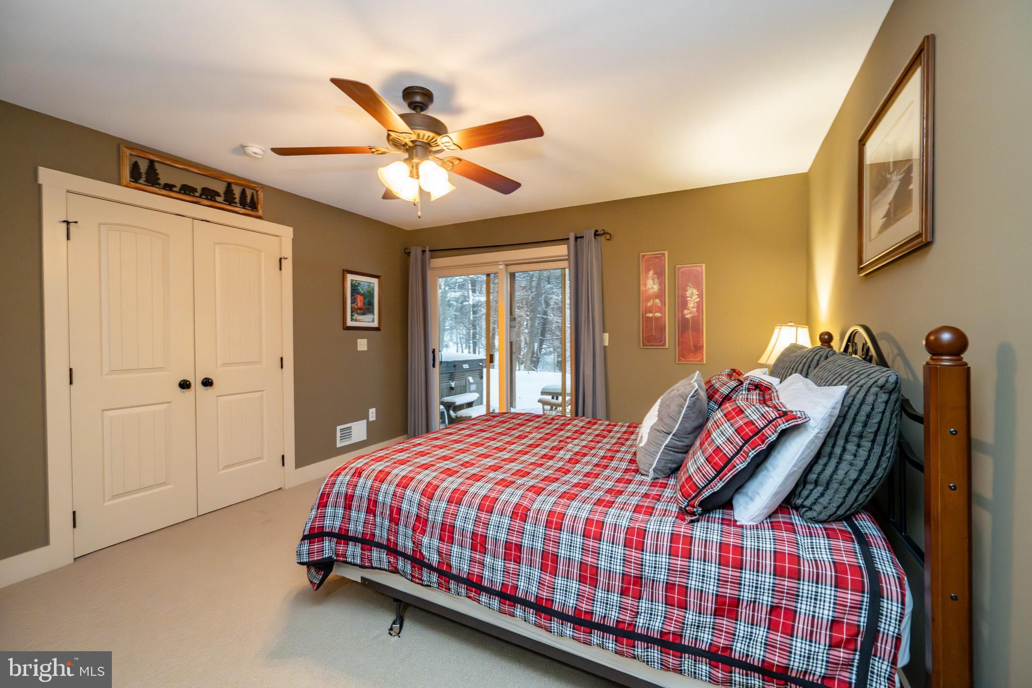 MYSTIC CREEK - Residential