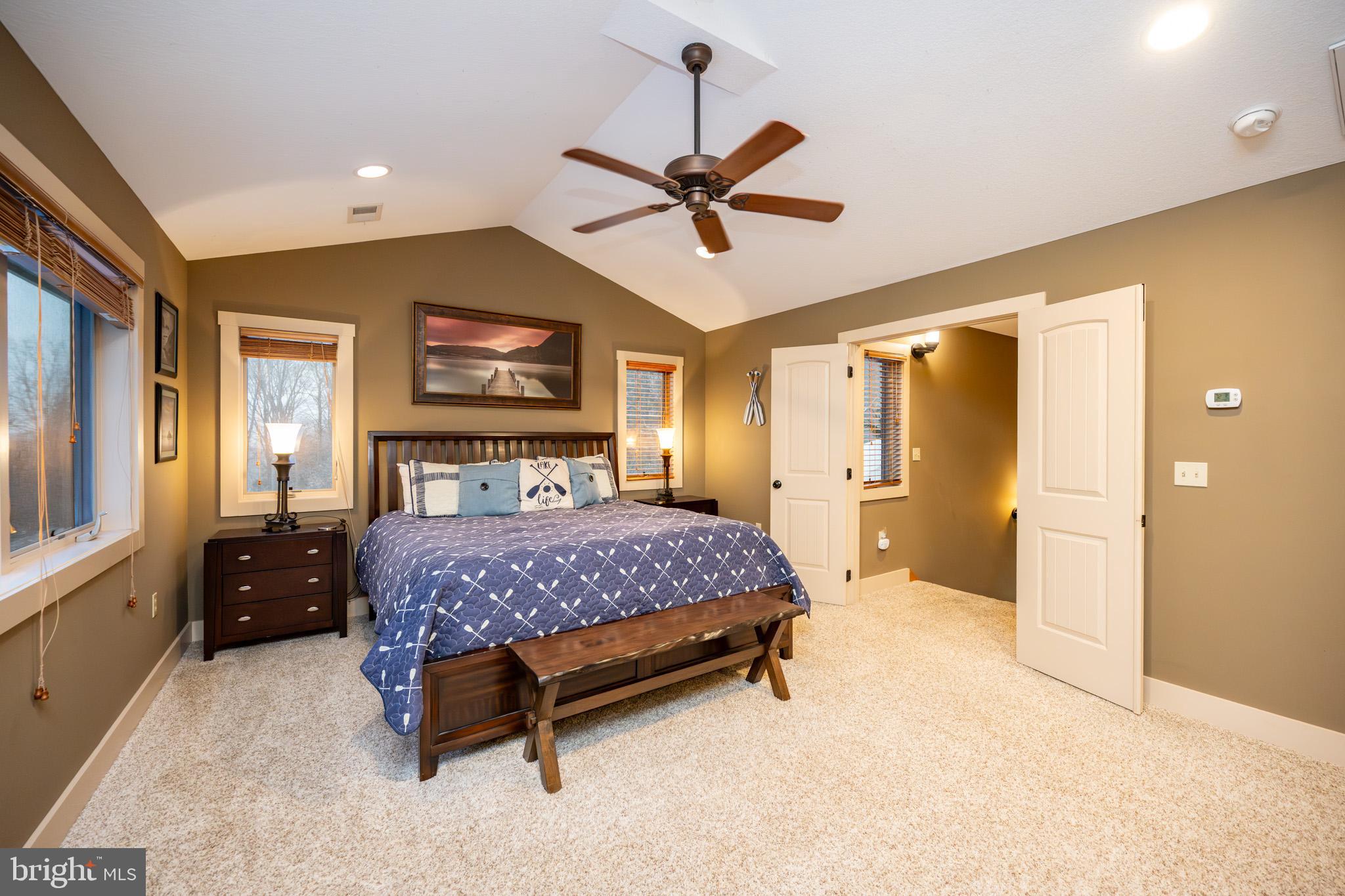 MYSTIC CREEK - Residential