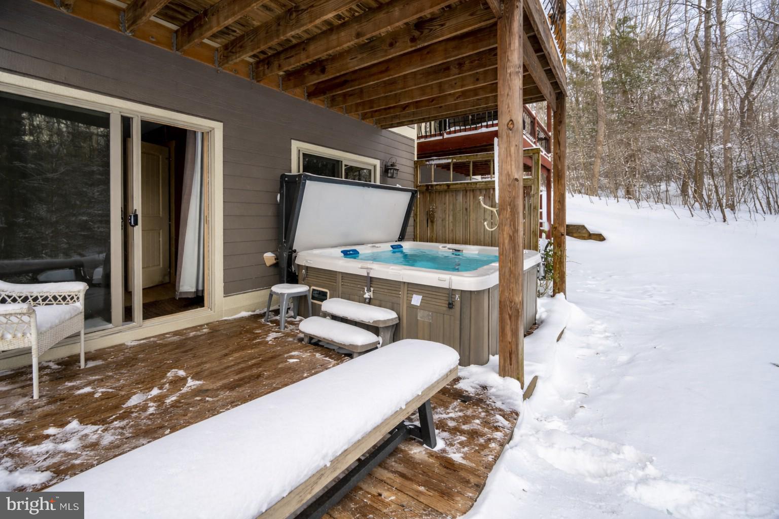 MYSTIC CREEK - Residential